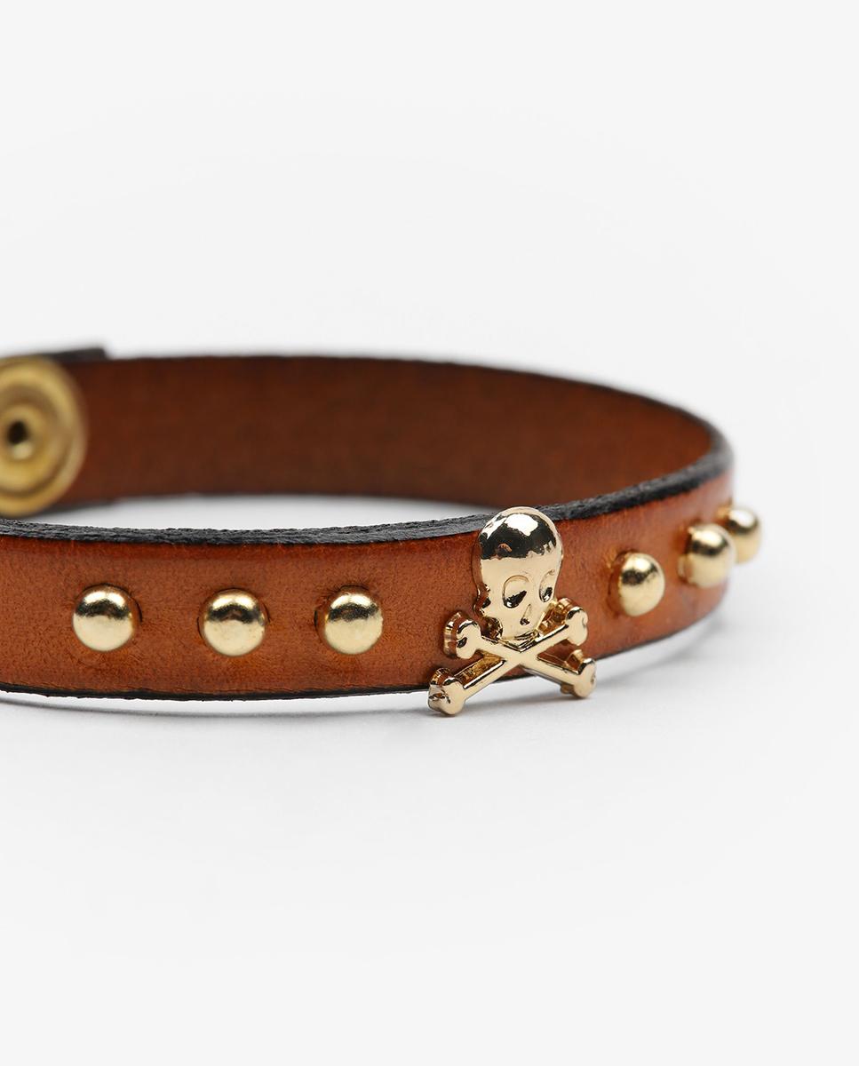 Pulseira de Pele com Tachas e Caveira Metálica Caramelo-2