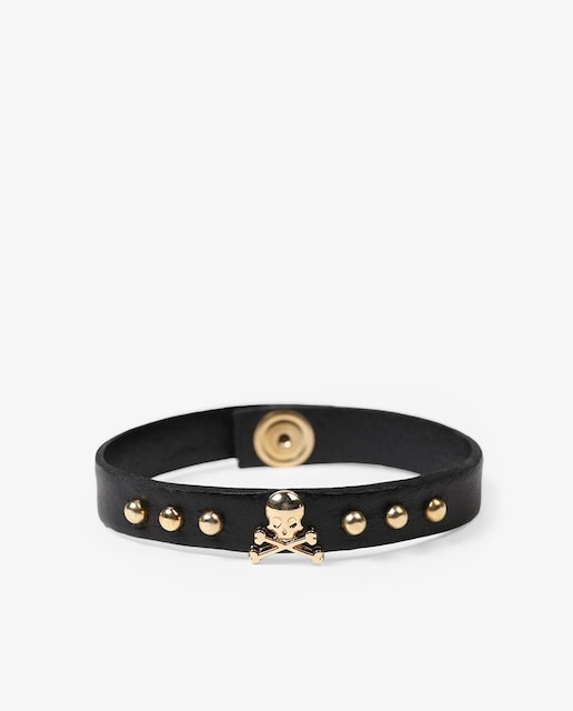 Imagem 0 de Pulseira de Pele em Preto com Caveiras Metálicas e Tachas