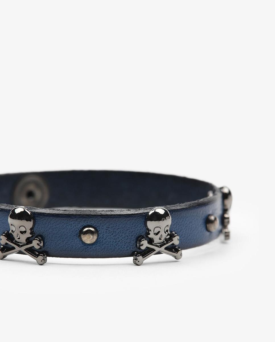 Pulseira de Pele em Azul com Caveiras Metálicas e Tachas Azul-2