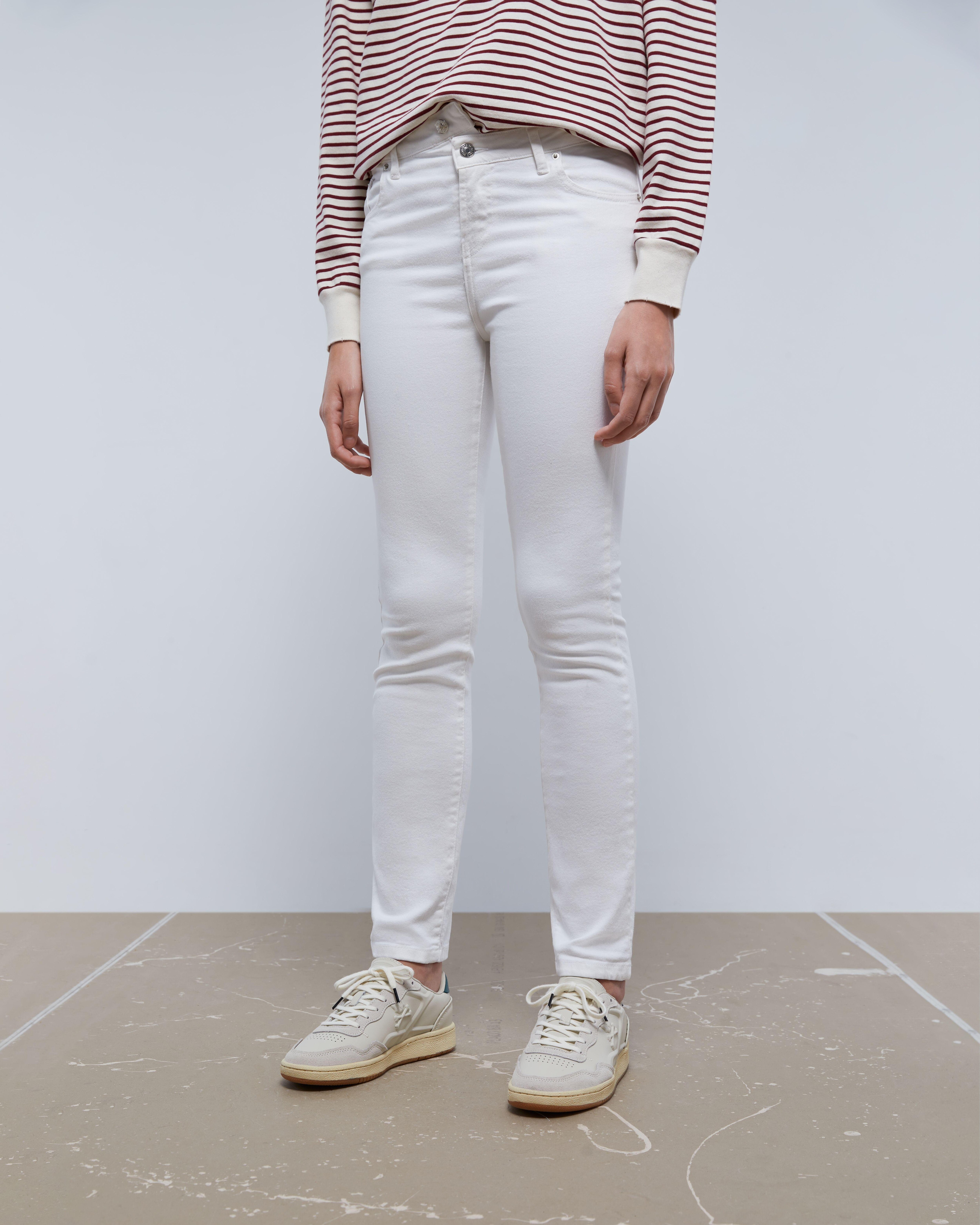 Jeans Straight com Fecho de Botões e Presilhas na Cintura Branco-3