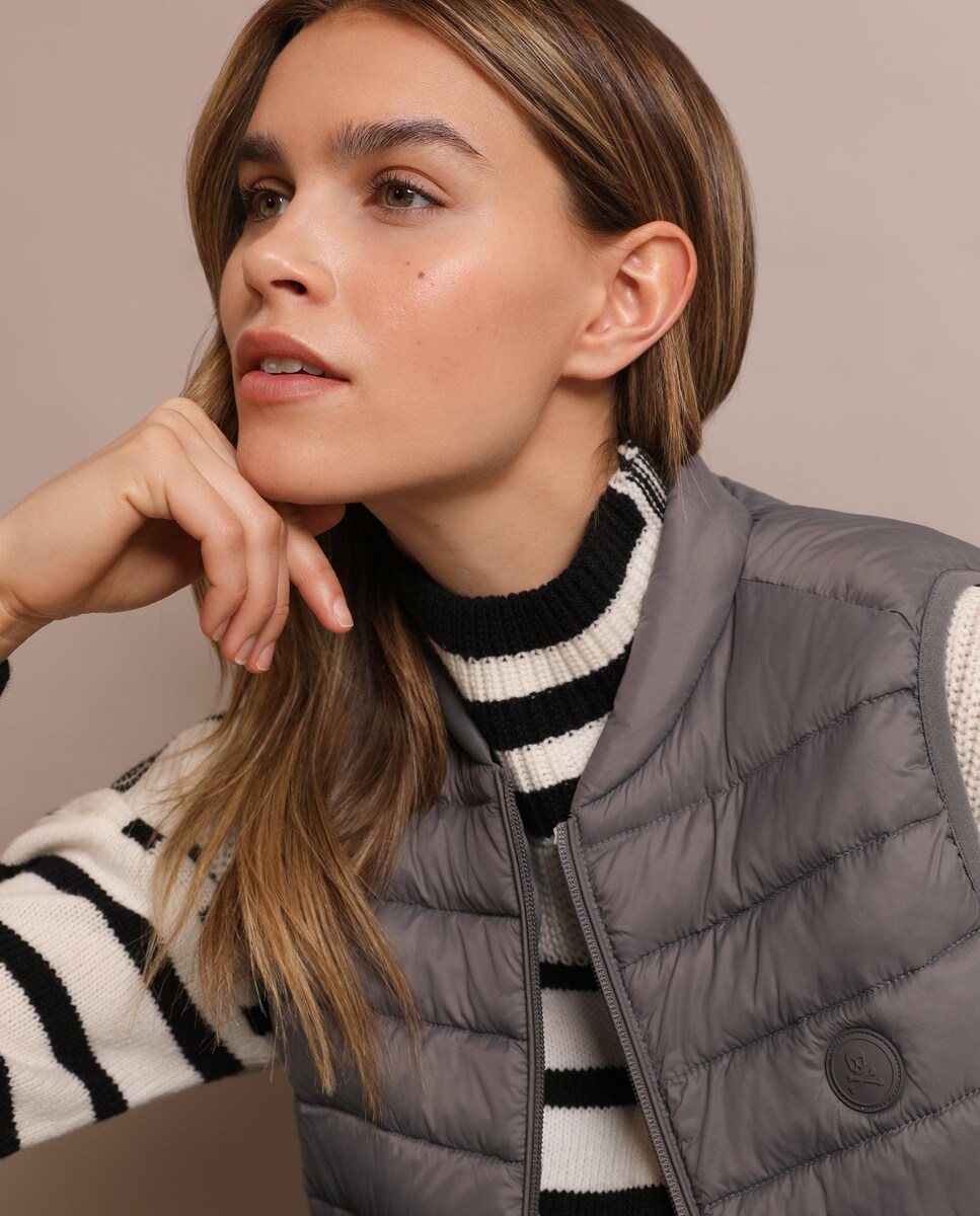 Colete Acolchoado com Fecho Zip Cinzento-4