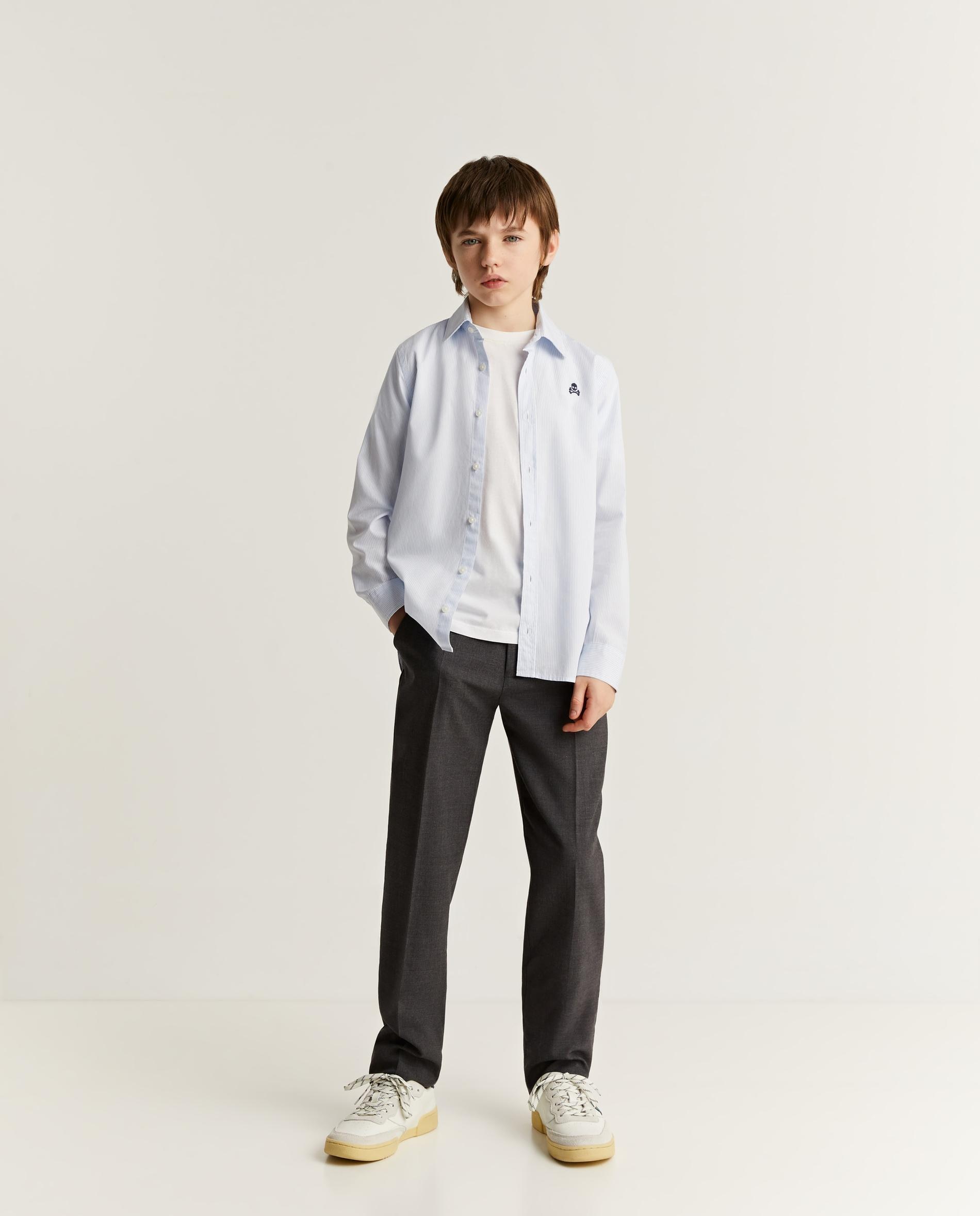 Imagem 0 de Calças de Fato Infantil Formais com Corte a Direito e Bolsos