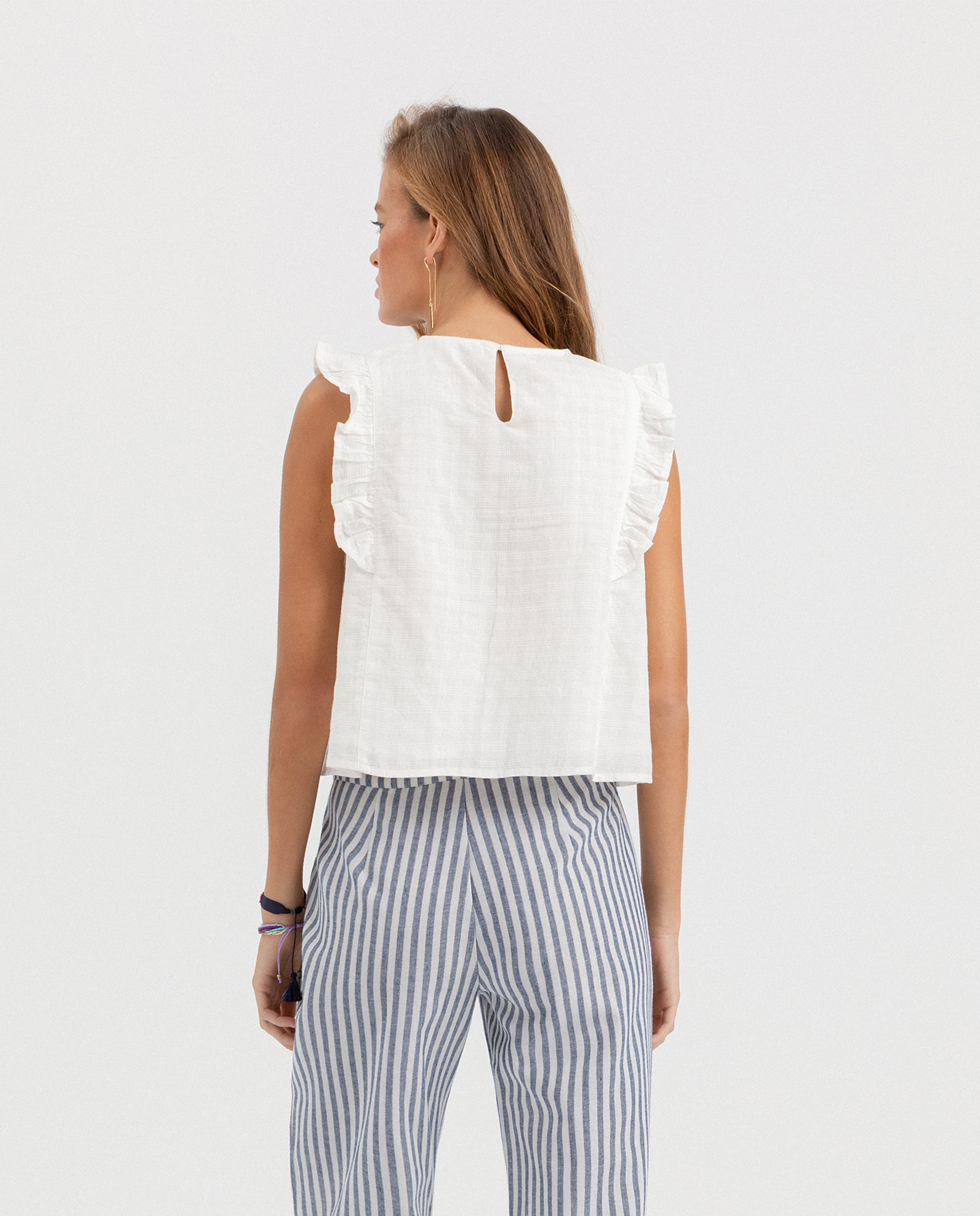 Blusa com Detalhe de Pregas Branco-2