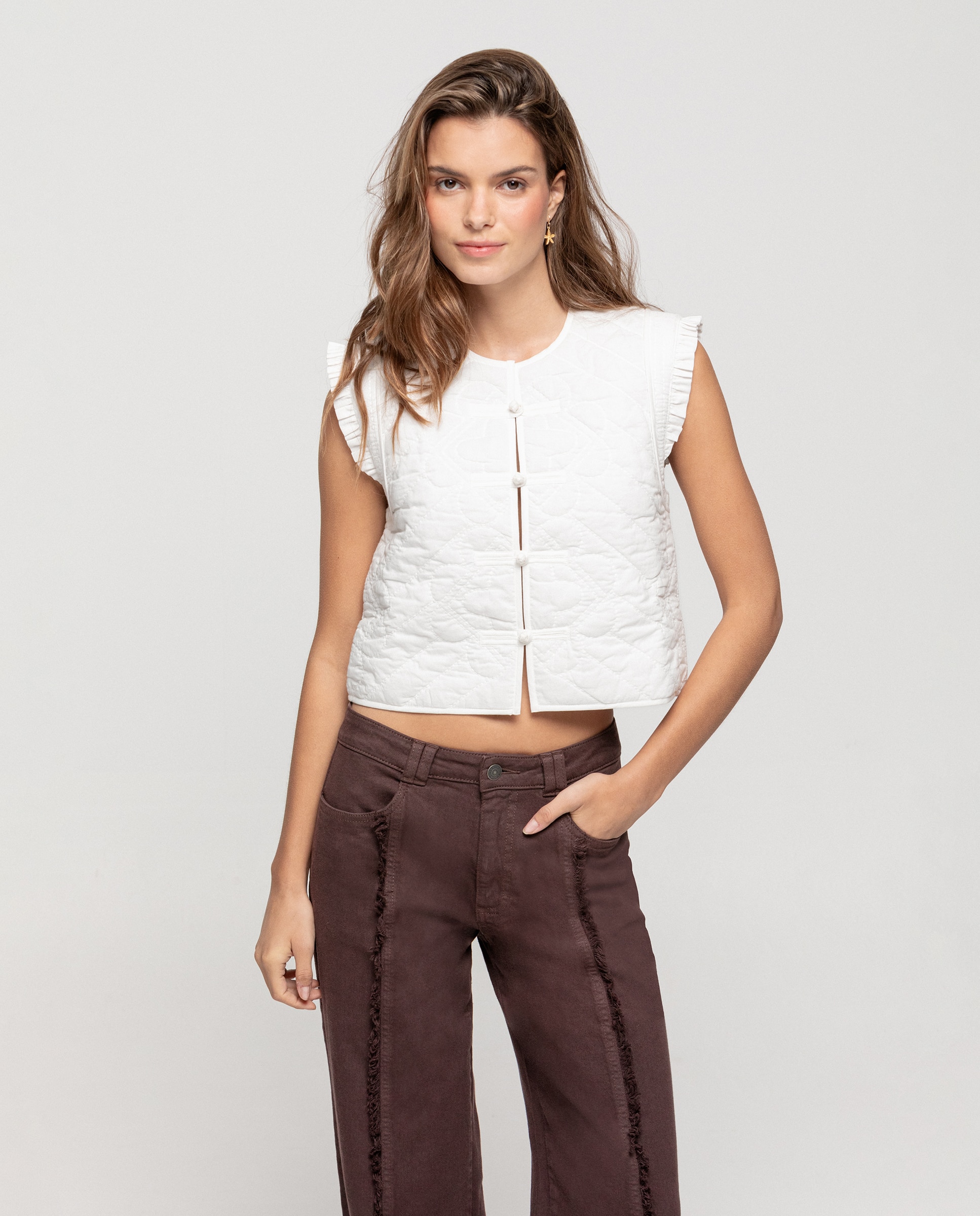 Imagem 0 de Colete Acolchoado com Fecho de Botões