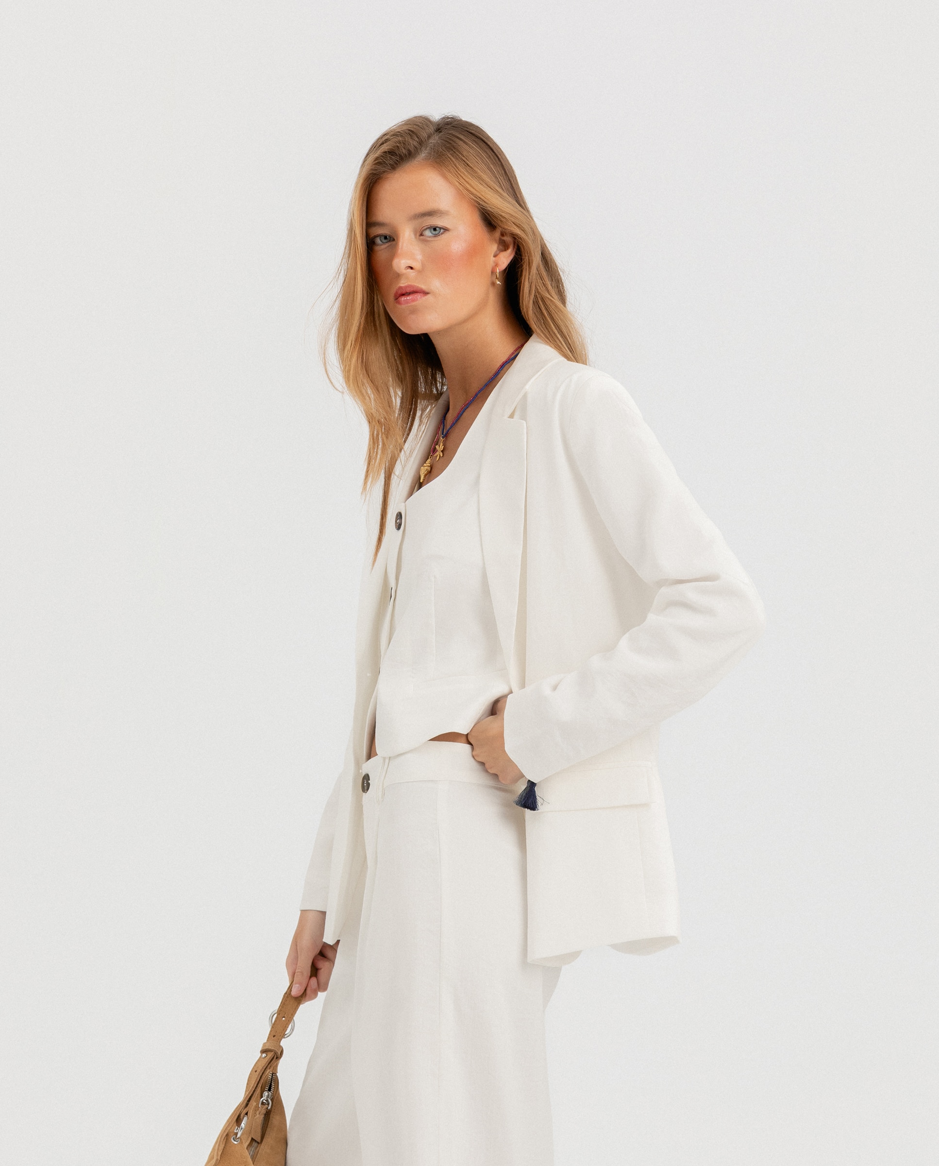 Blazer com Corte a Direito e Gola com Lapela e Manga Comprida Branco-3