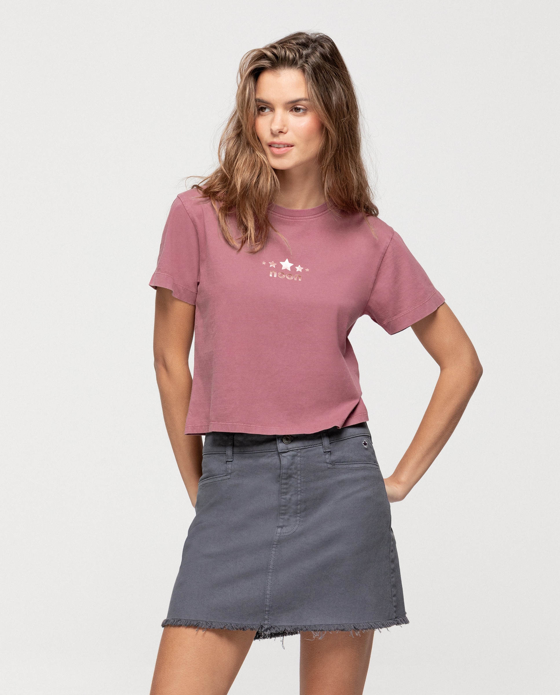 Imagem 0 de T-shirt com Logo Frontal e Gola Redonda