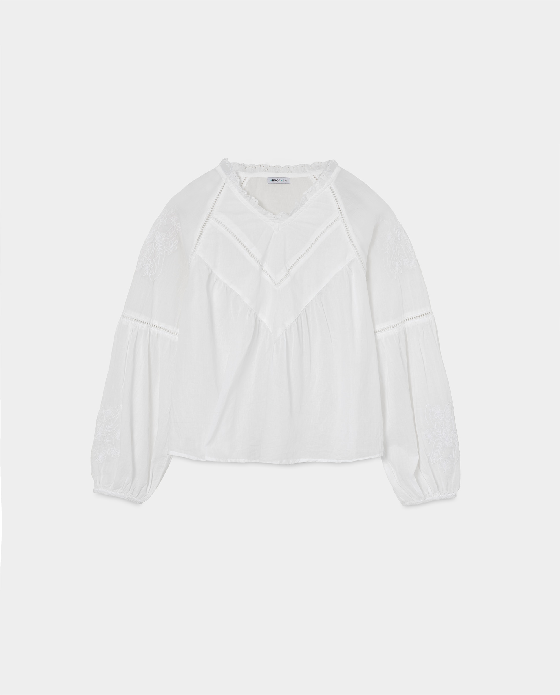Blusa de Manga Comprida com Bordado Branco-5