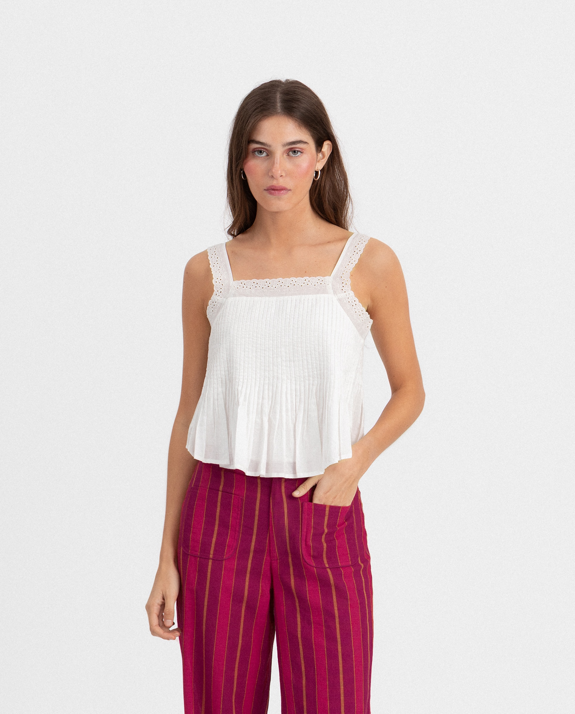 Imagem 0 de Top Liso com Alças