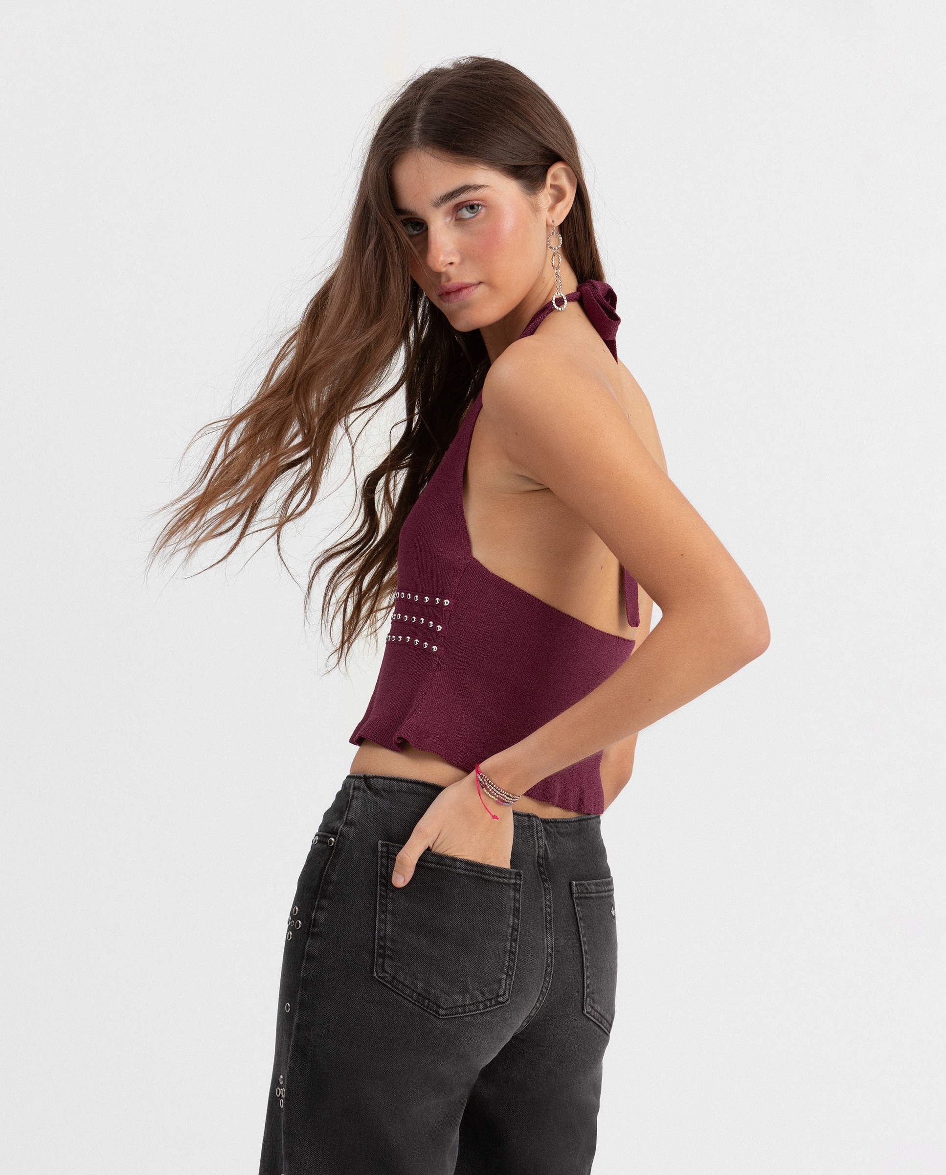 Top com Gola Halter e Detalhe de Tachas Bordeaux-2