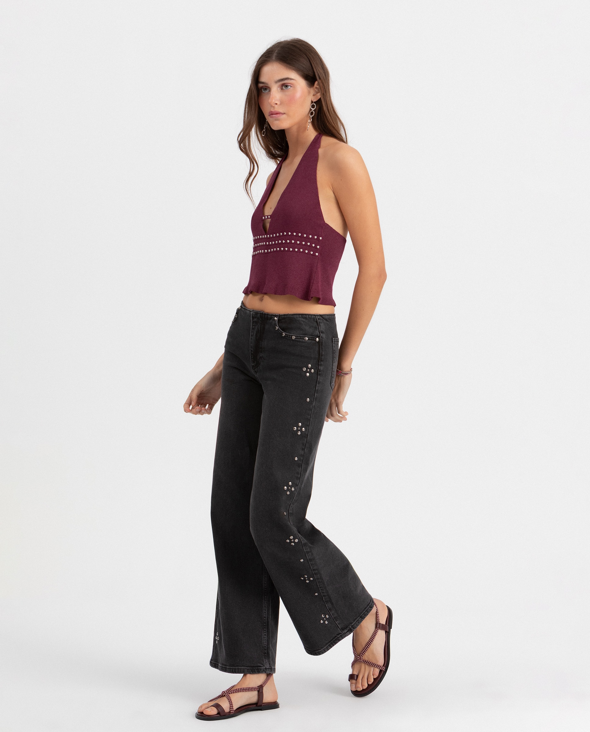 Top com Gola Halter e Detalhe de Tachas Bordeaux-4