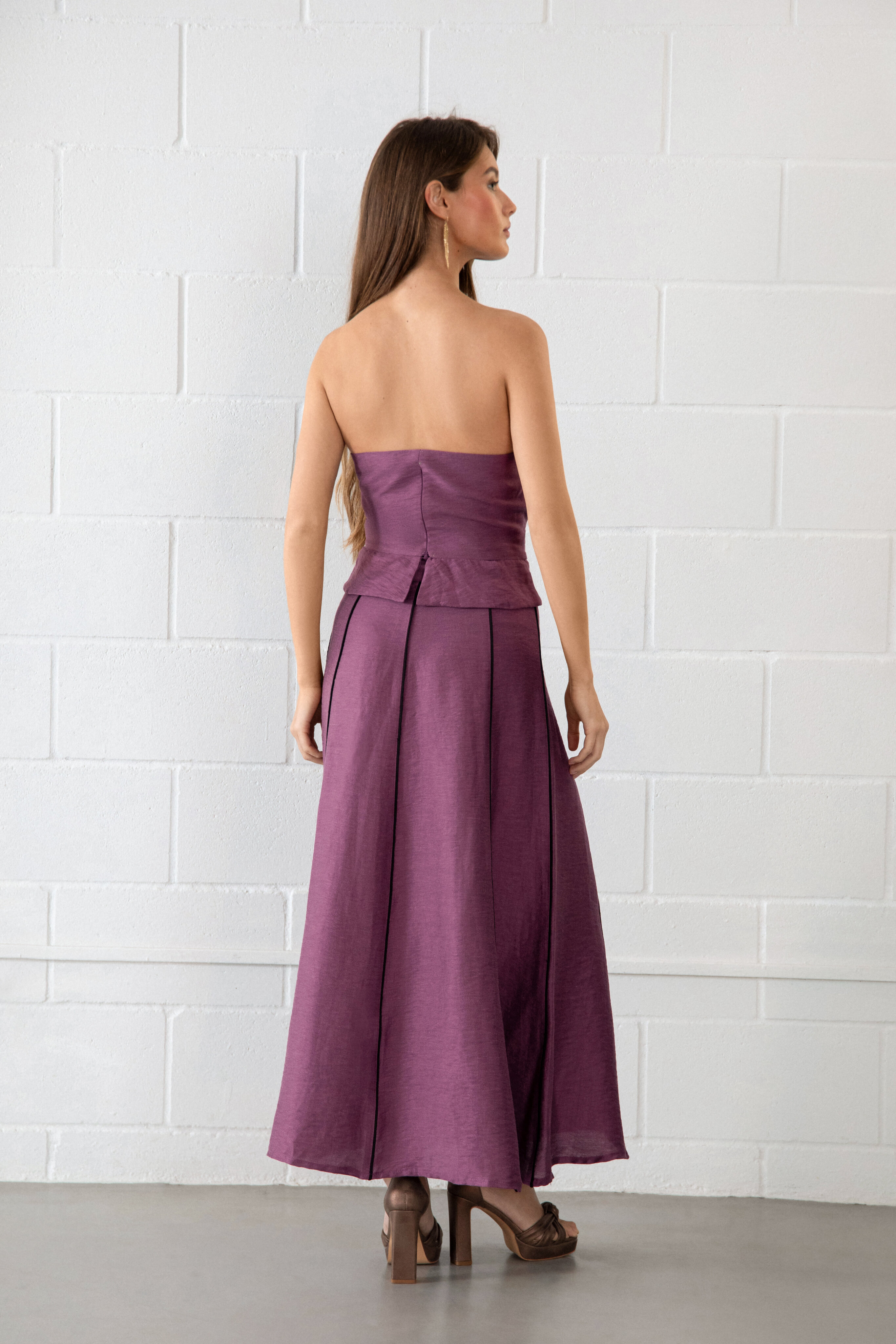 Saia Midi com Corte a Direito e Pregas Frontais Roxo-2
