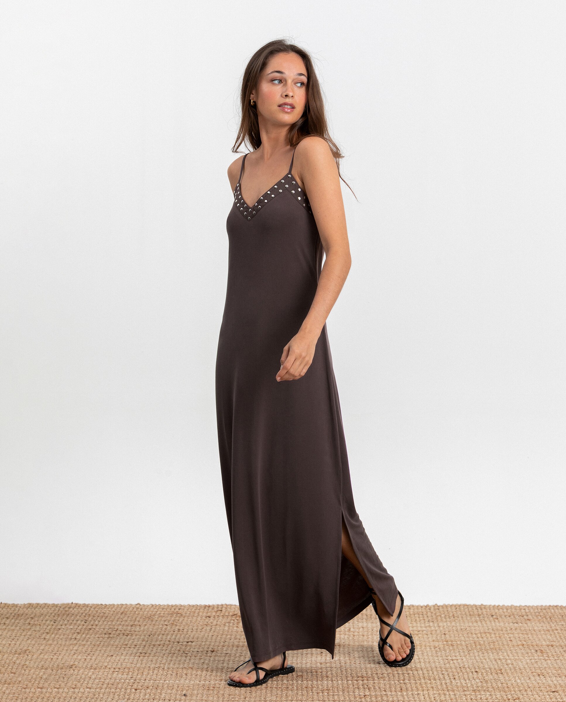 Vestido Comprido de Alças Castanho-3