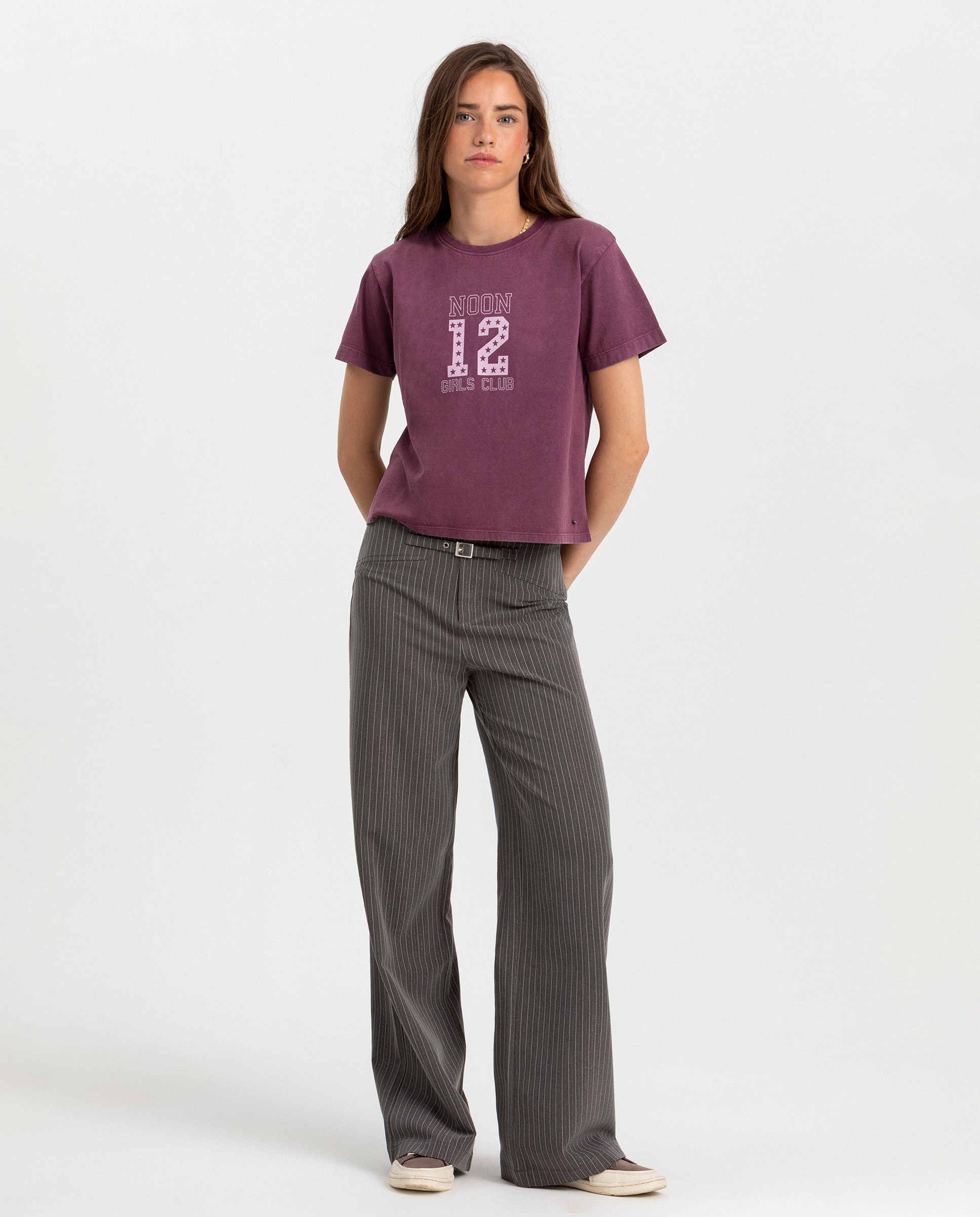 T-shirt de Manga Curta com Logo Frontal Bordeaux-3