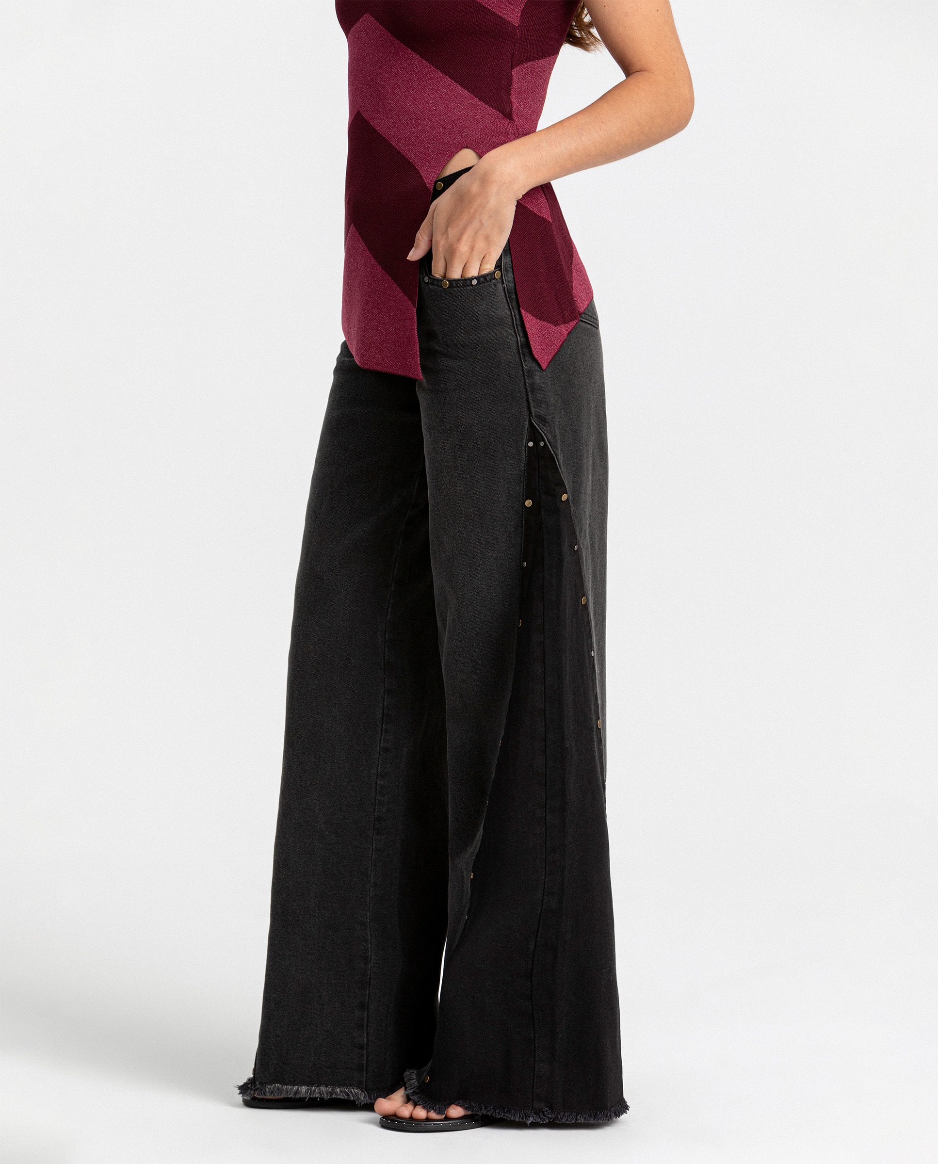 Jeans com Corte a Direito com Tachas Antracite / Cinzento-4