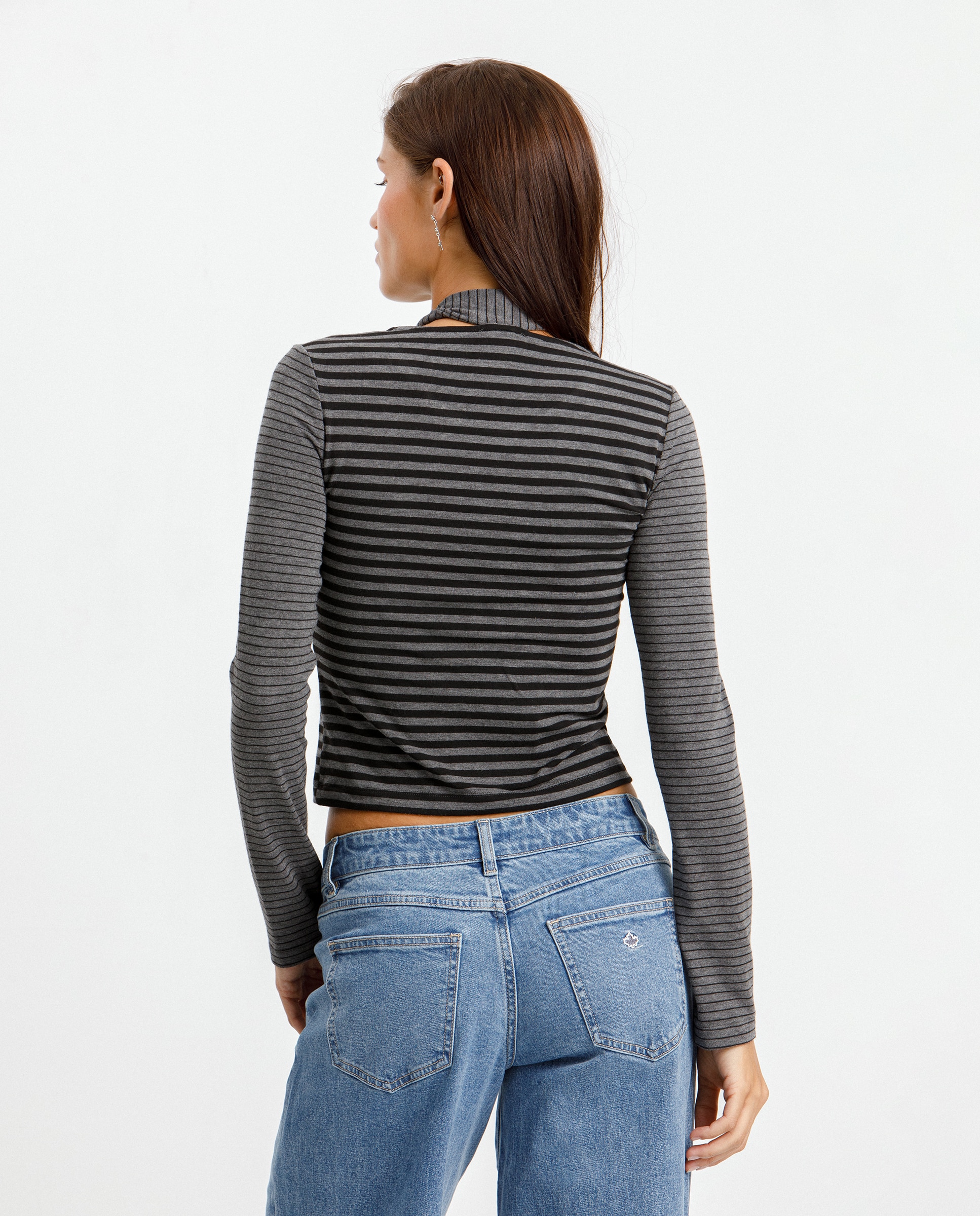 product.carousel.image.label