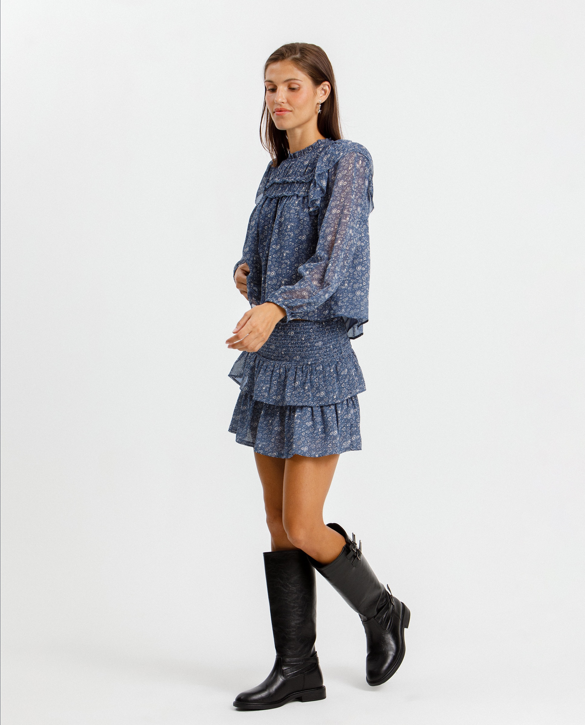 product.carousel.image.label