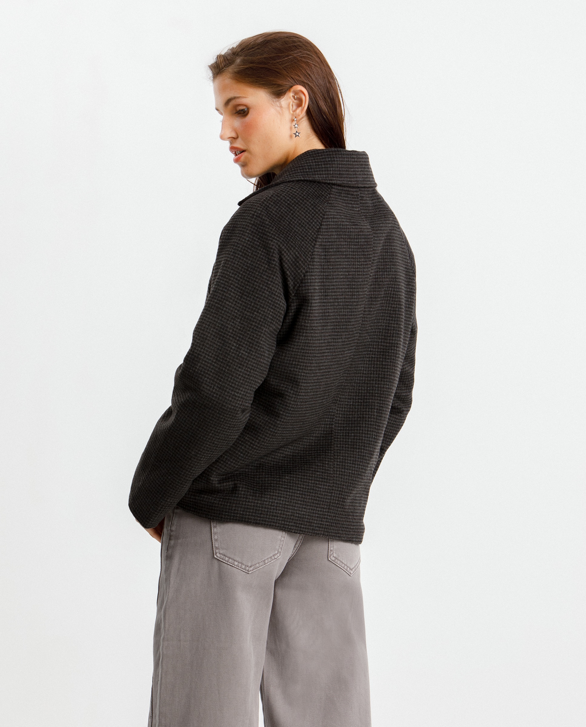 product.carousel.image.label