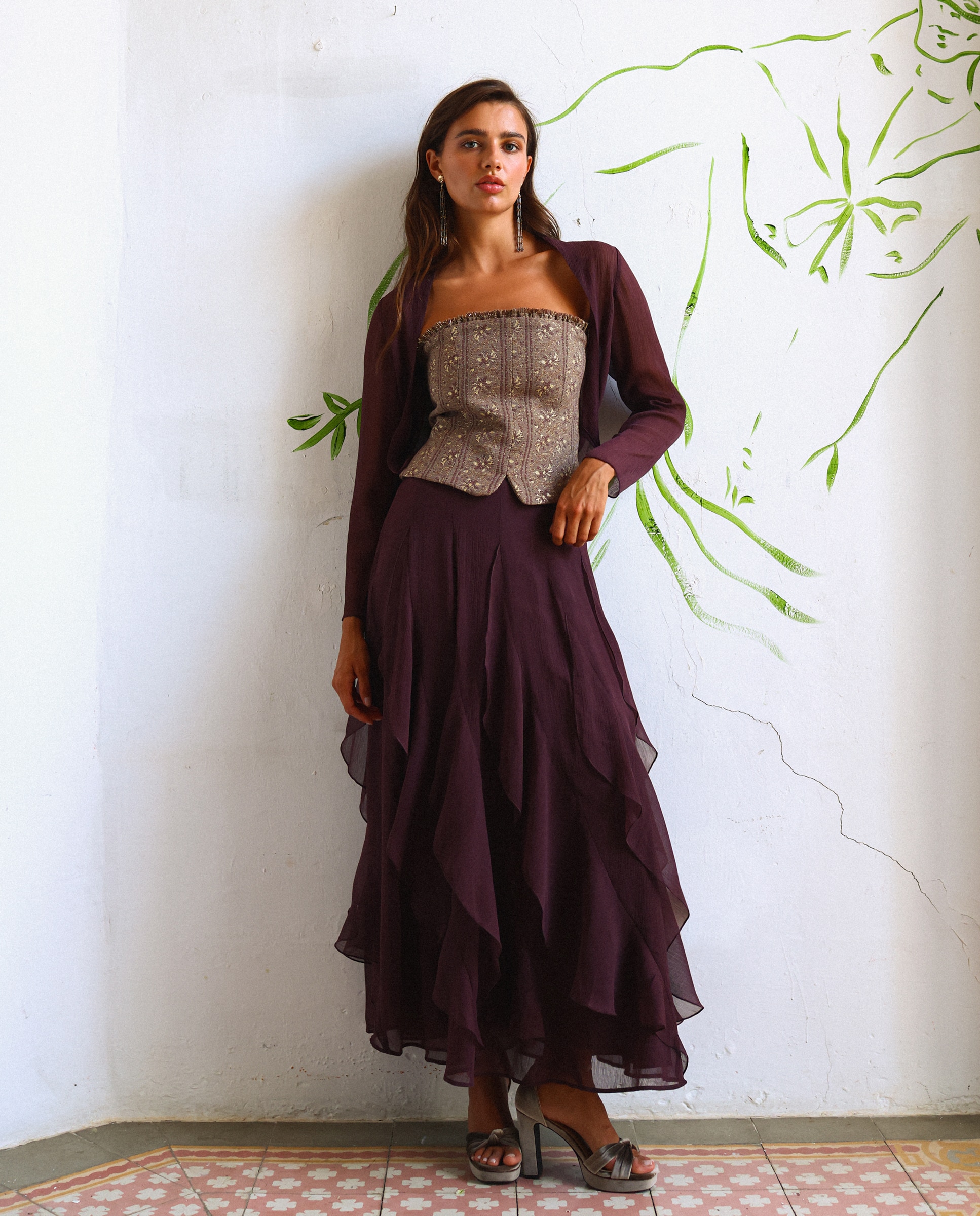 Saia Midi com Folhos Liso Bordeaux-4