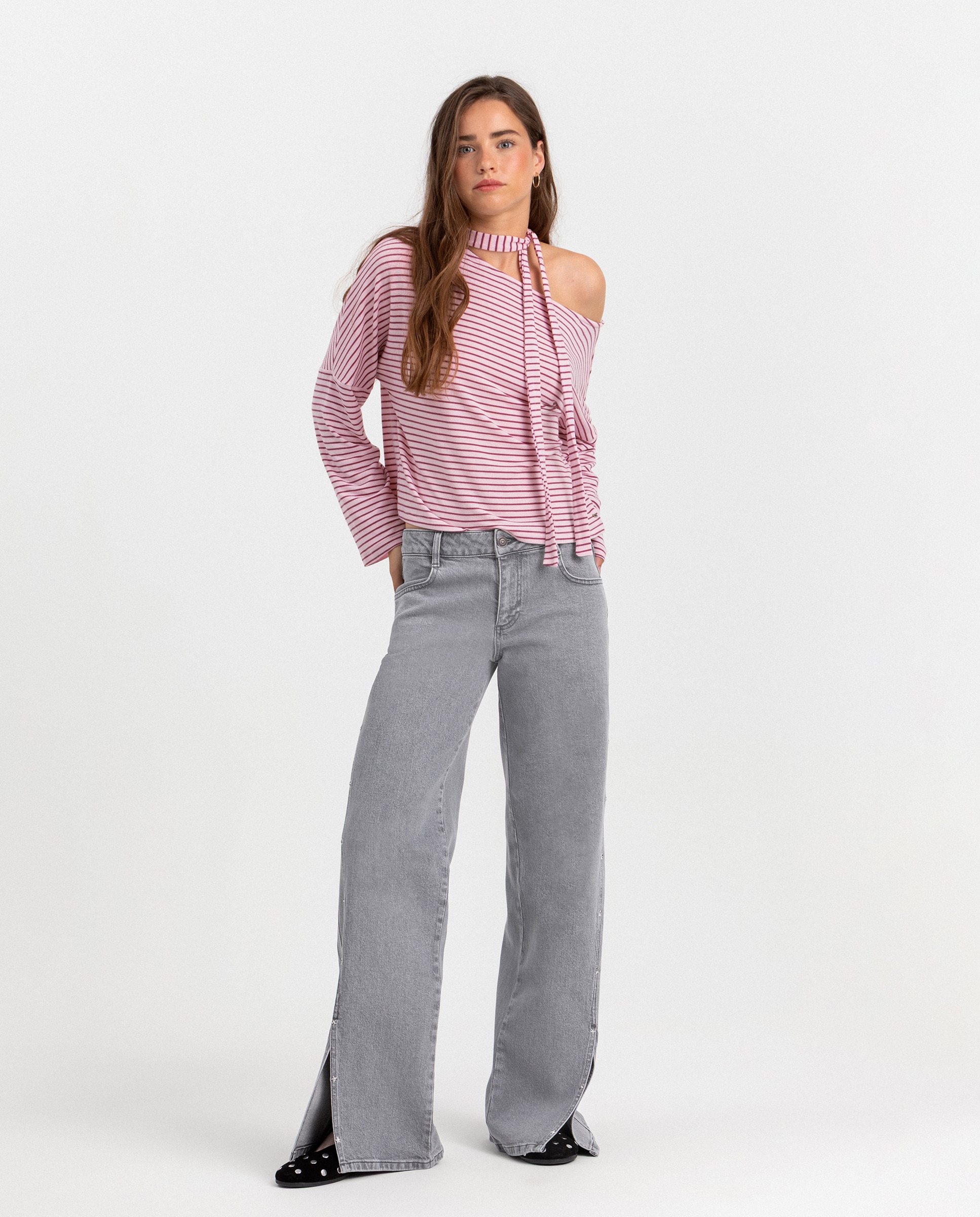 Imagem 0 de Jeans Wide Leg com Abertura