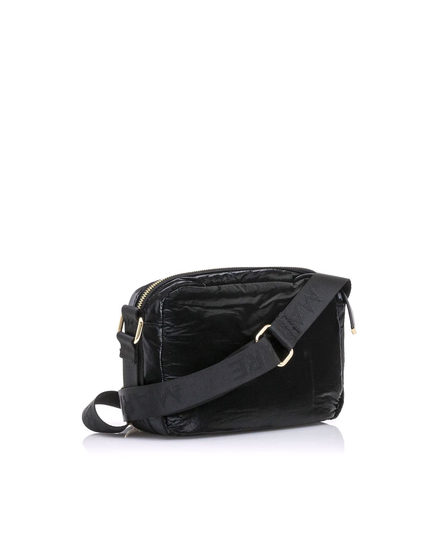 Saco de ombro feminino em preto com tecido acolchoado e fecho dourado Preto-4