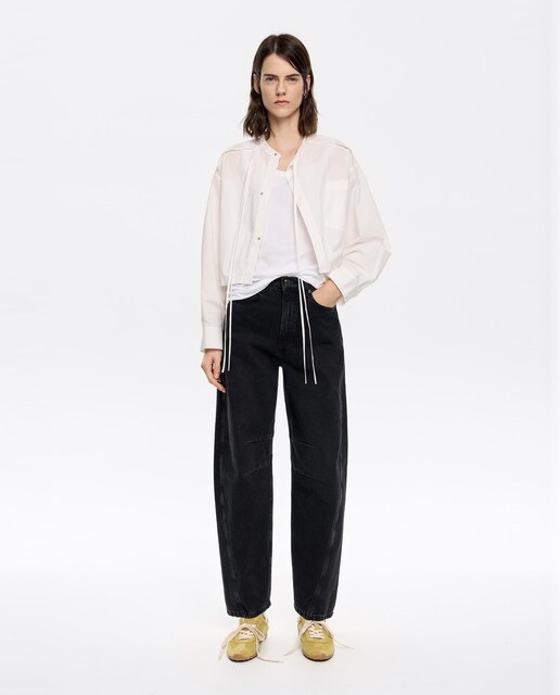 Imagem 0 de Jeans com Corte a Direito Barrel Efeito Lavagem