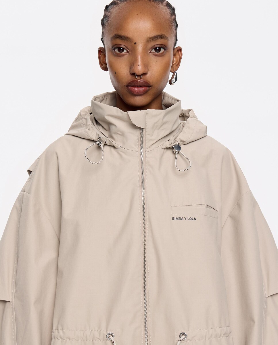 Gabardine Linha A com Capuz Cinzento-4