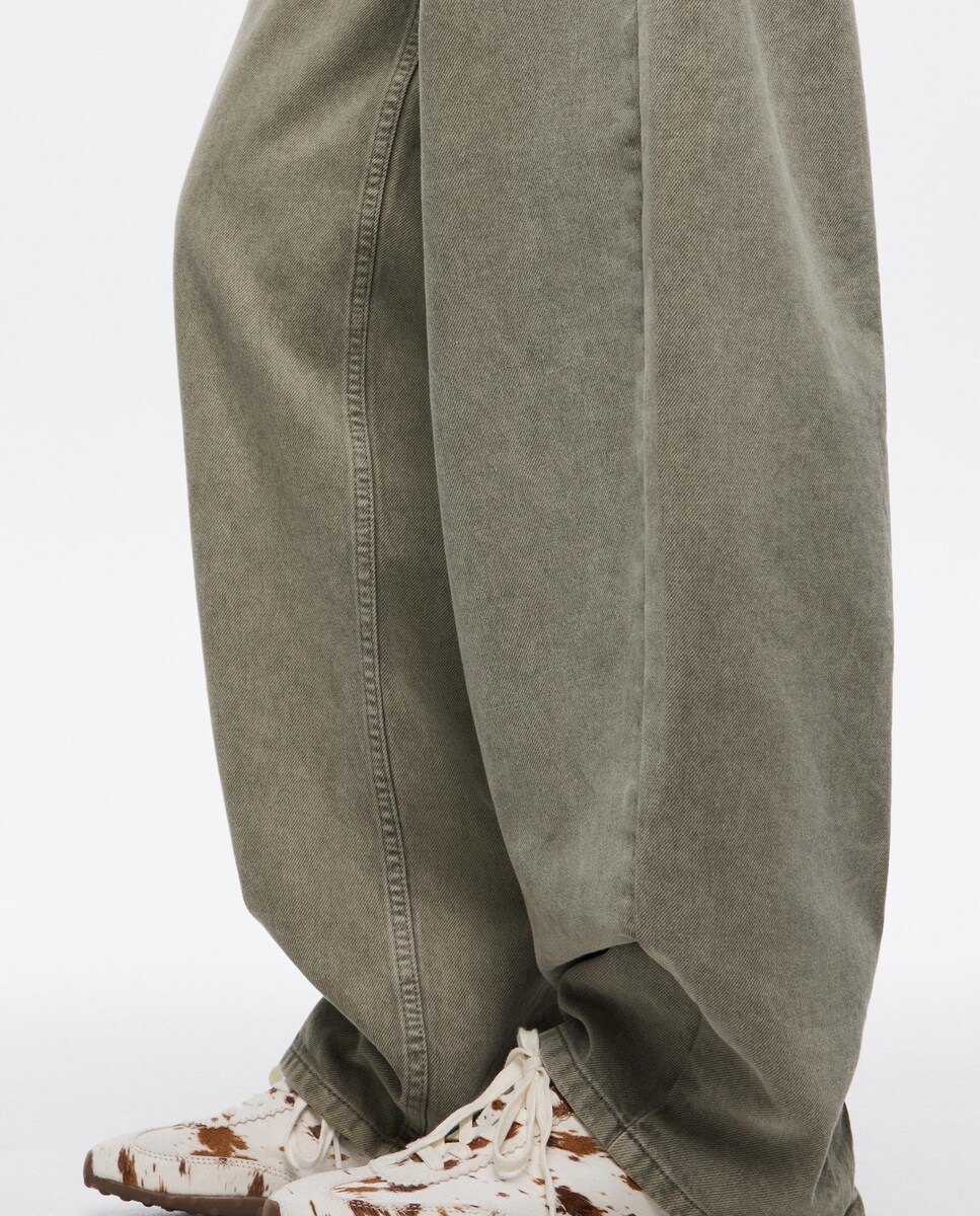 Sapatilhas Desportivas com Atacadores e Design Inovador Branco / Castanho-2