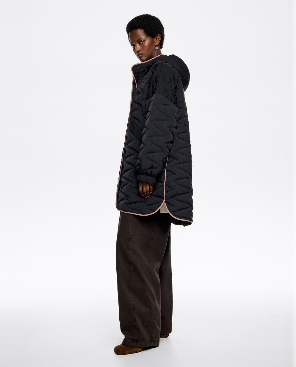Plumífero de mujer acolchado con capucha Preto-2