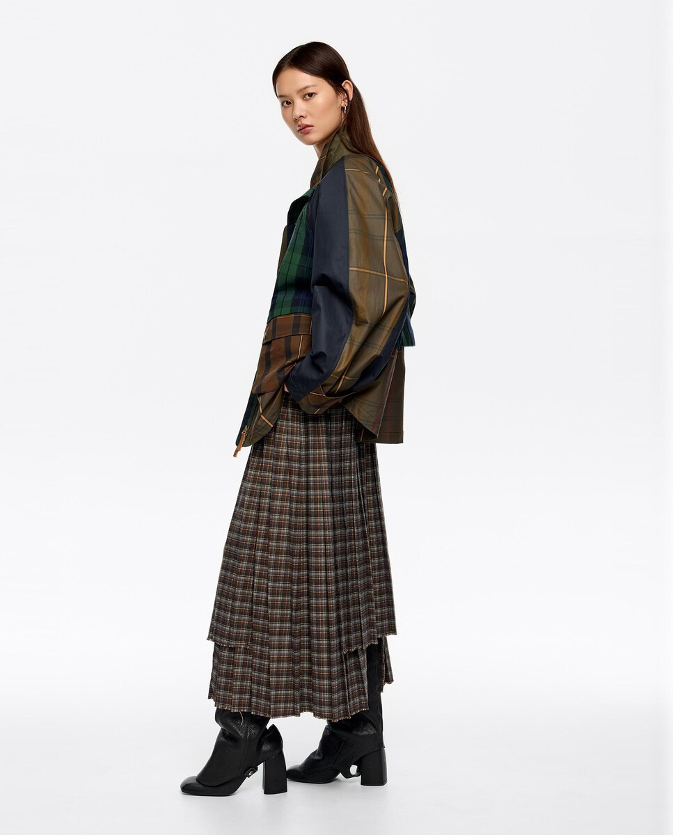 Gabardina Curta de Gola Subida Aos Quadrados Azul-marinho-2