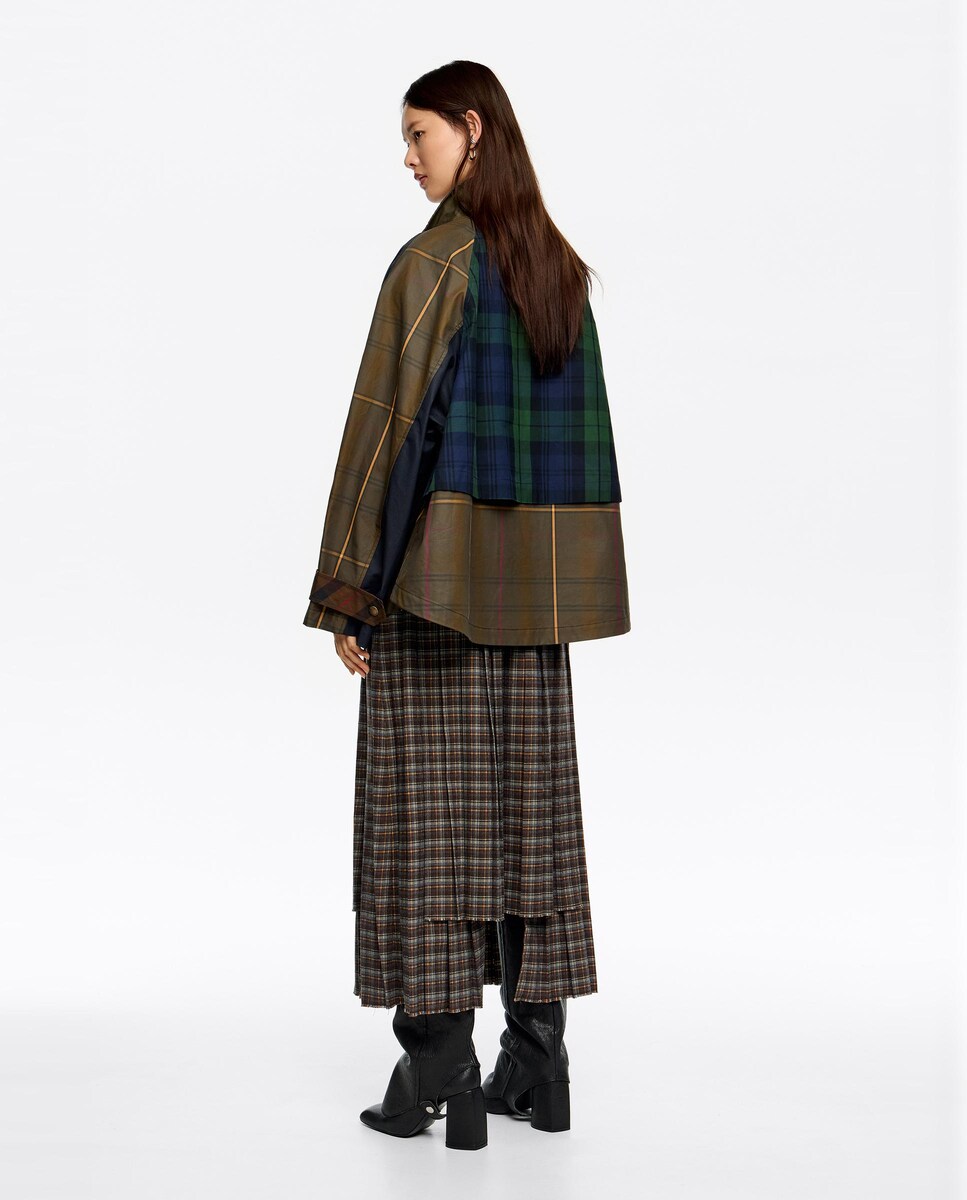 Gabardina Curta de Gola Subida Aos Quadrados Azul-marinho-3