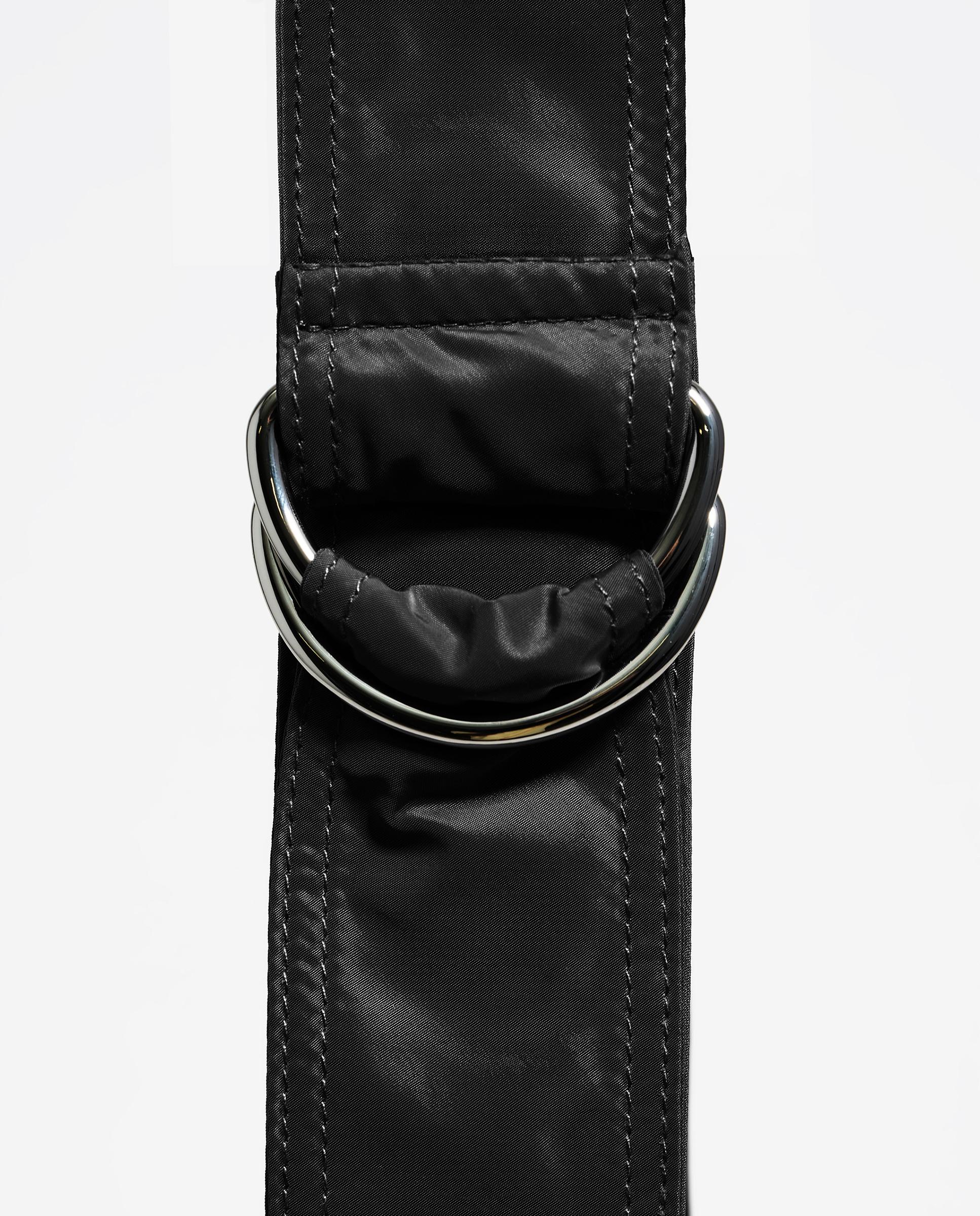 Bolsa de Cintura Moon Pequena Preto-3