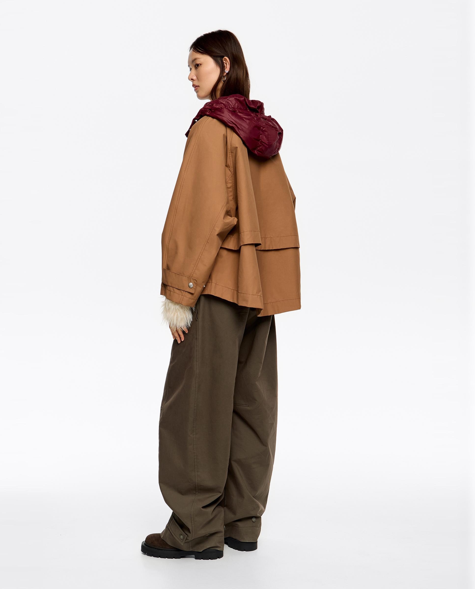 Gabardina com Capuz Acolchoado Desmontável Castanho-3