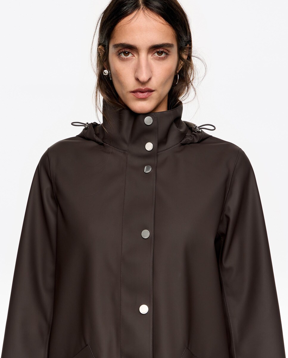 Gabardina Engomada com Corte a Direito Castanho-escuro-4