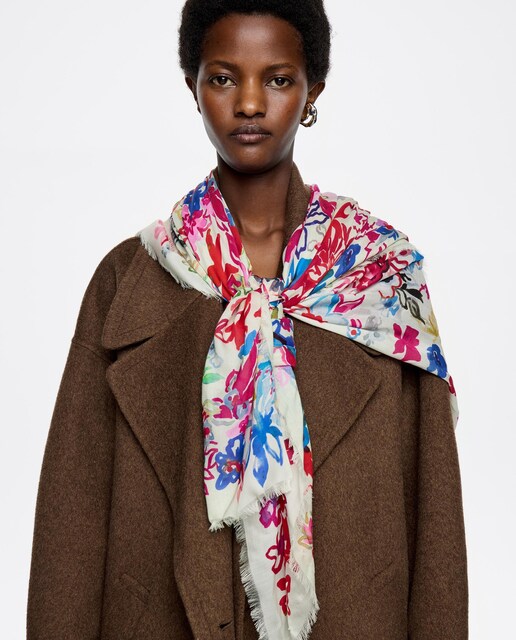 Imagem 0 de Xaile com Flores Acuarela