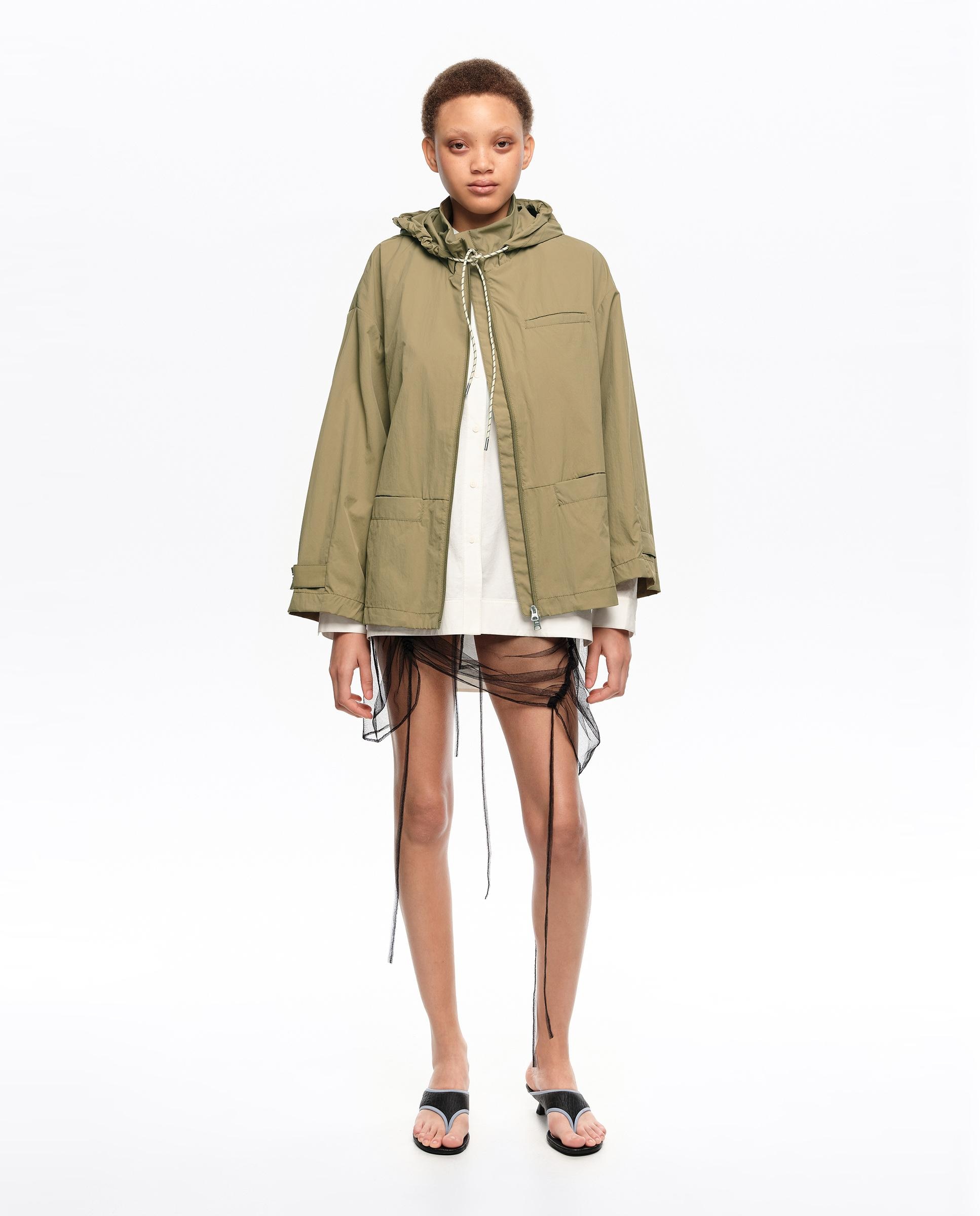 Imagem 0 de Gabardina Linha a Curta Fluida