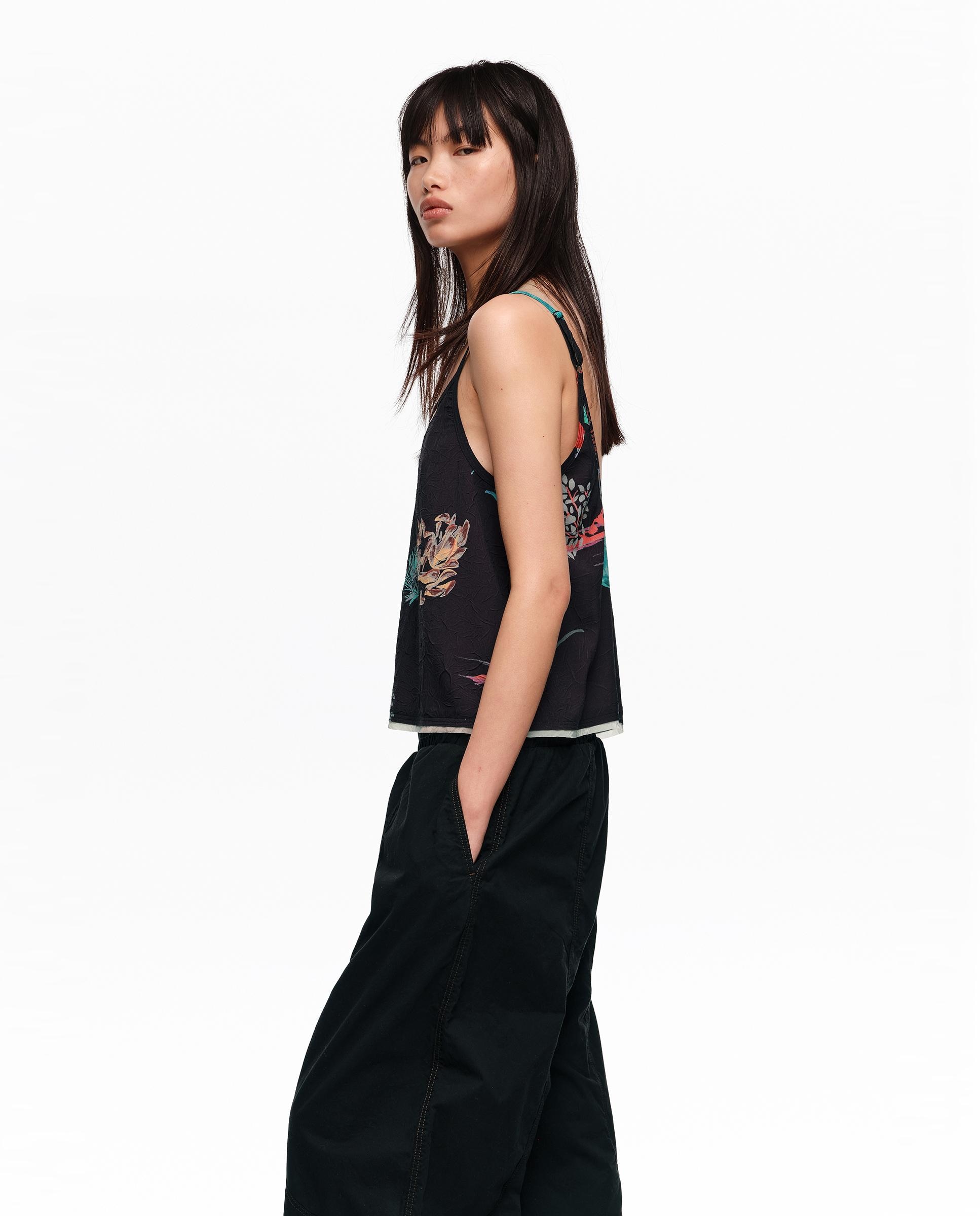 Top com Estampado e Alças Ajustáveis Preto-3