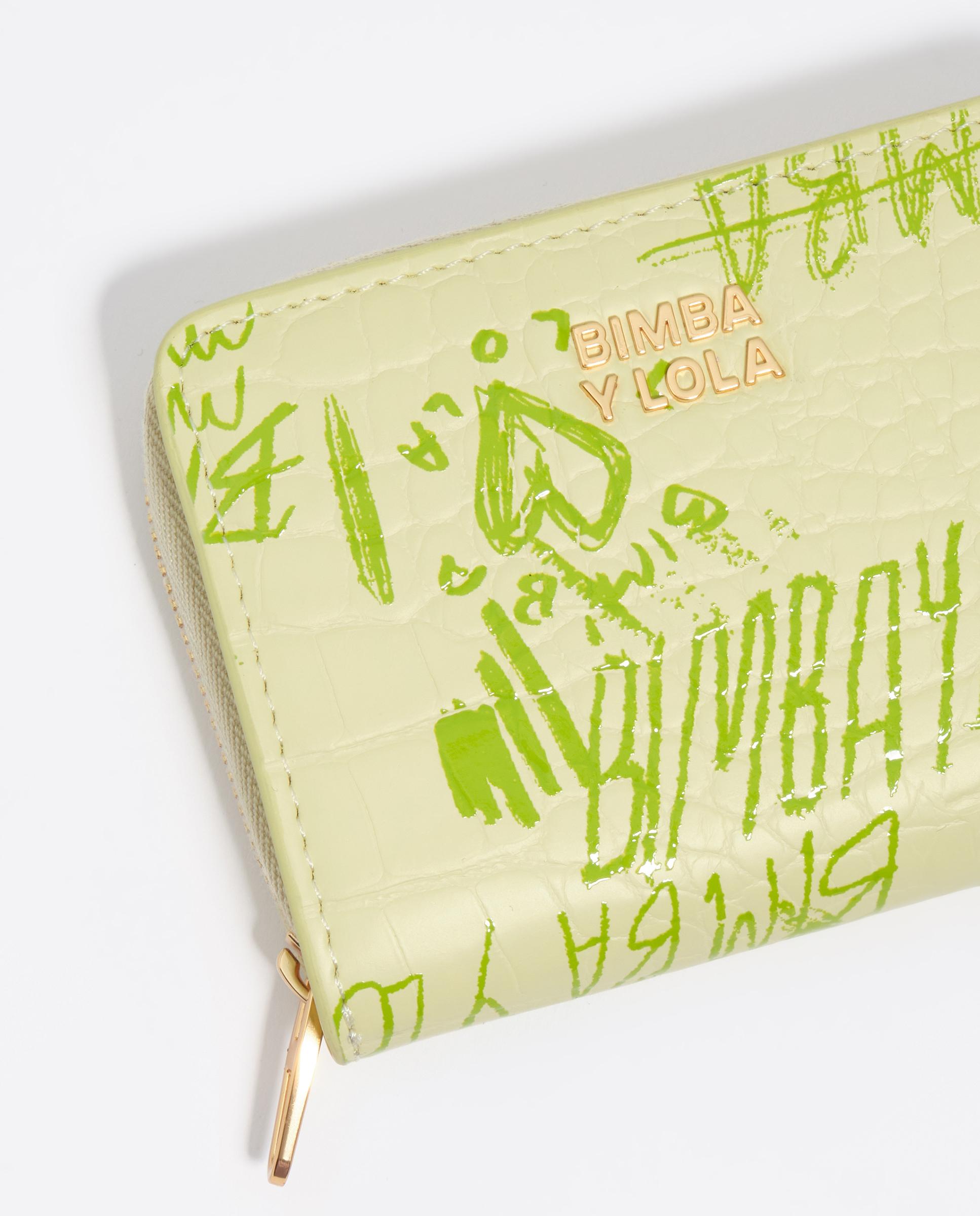 Carteira com Aba de Textura Brilhante Print Verde-2