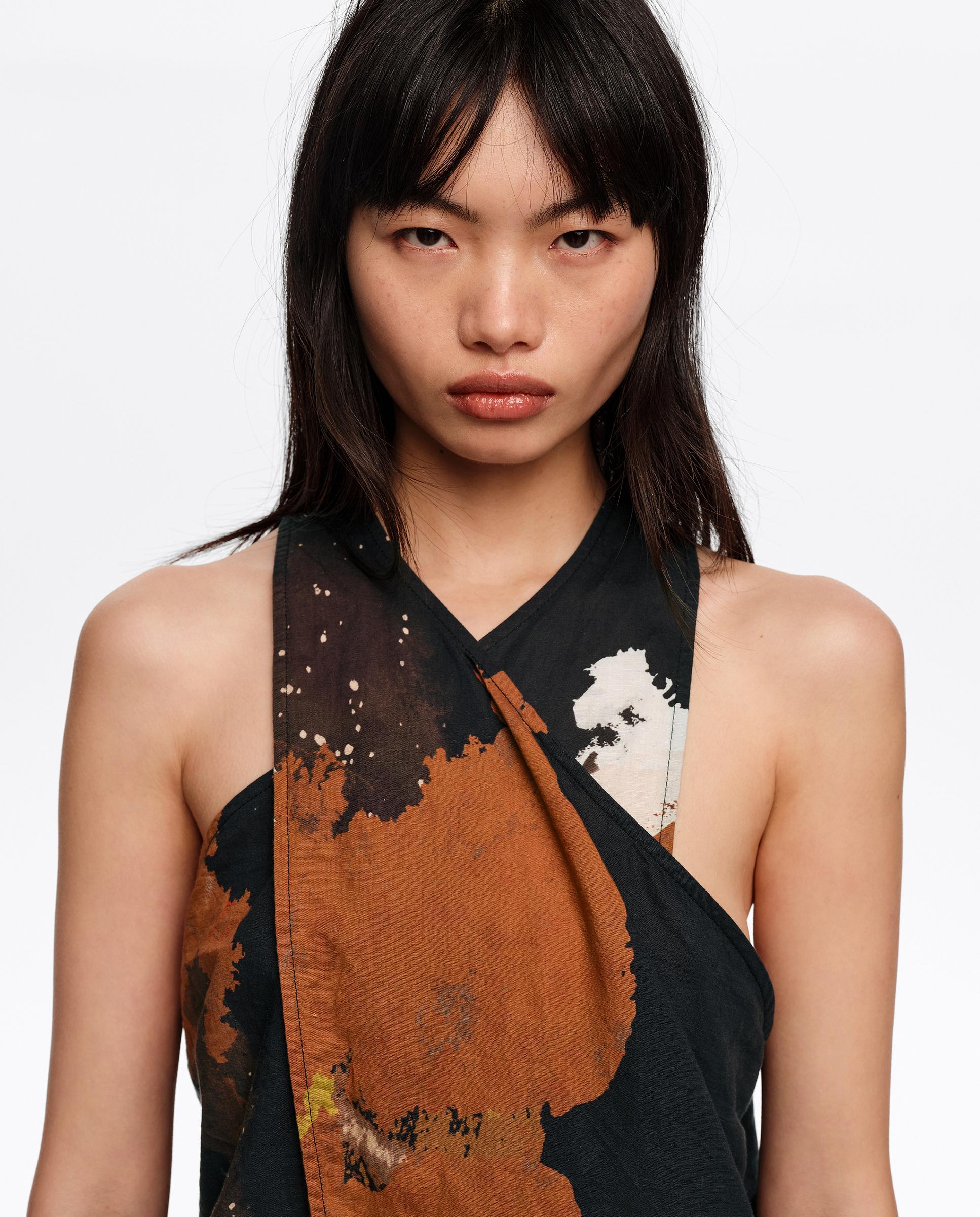 Top Cruzado com Estampados Preto-2