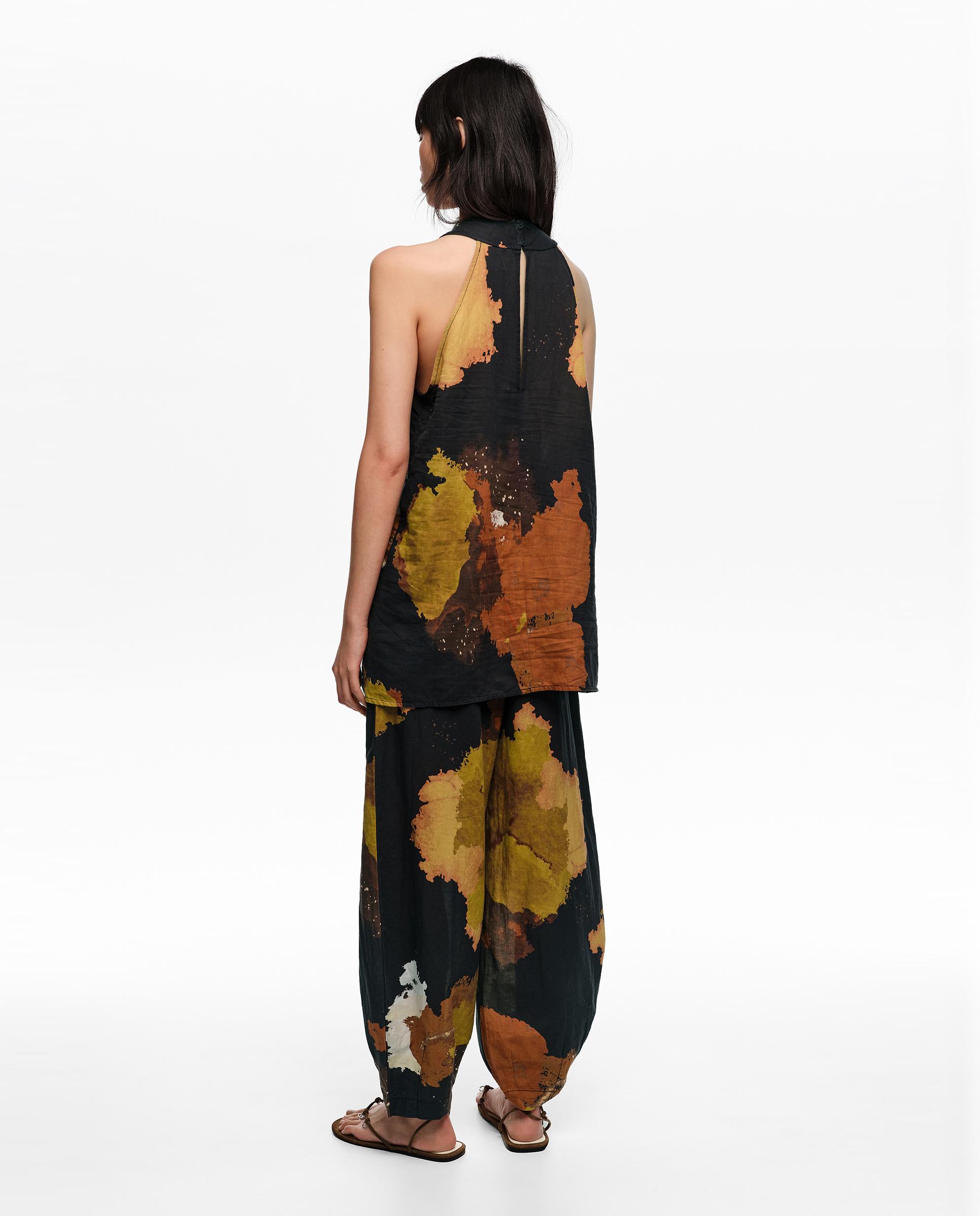 Top Cruzado com Estampados Preto-4