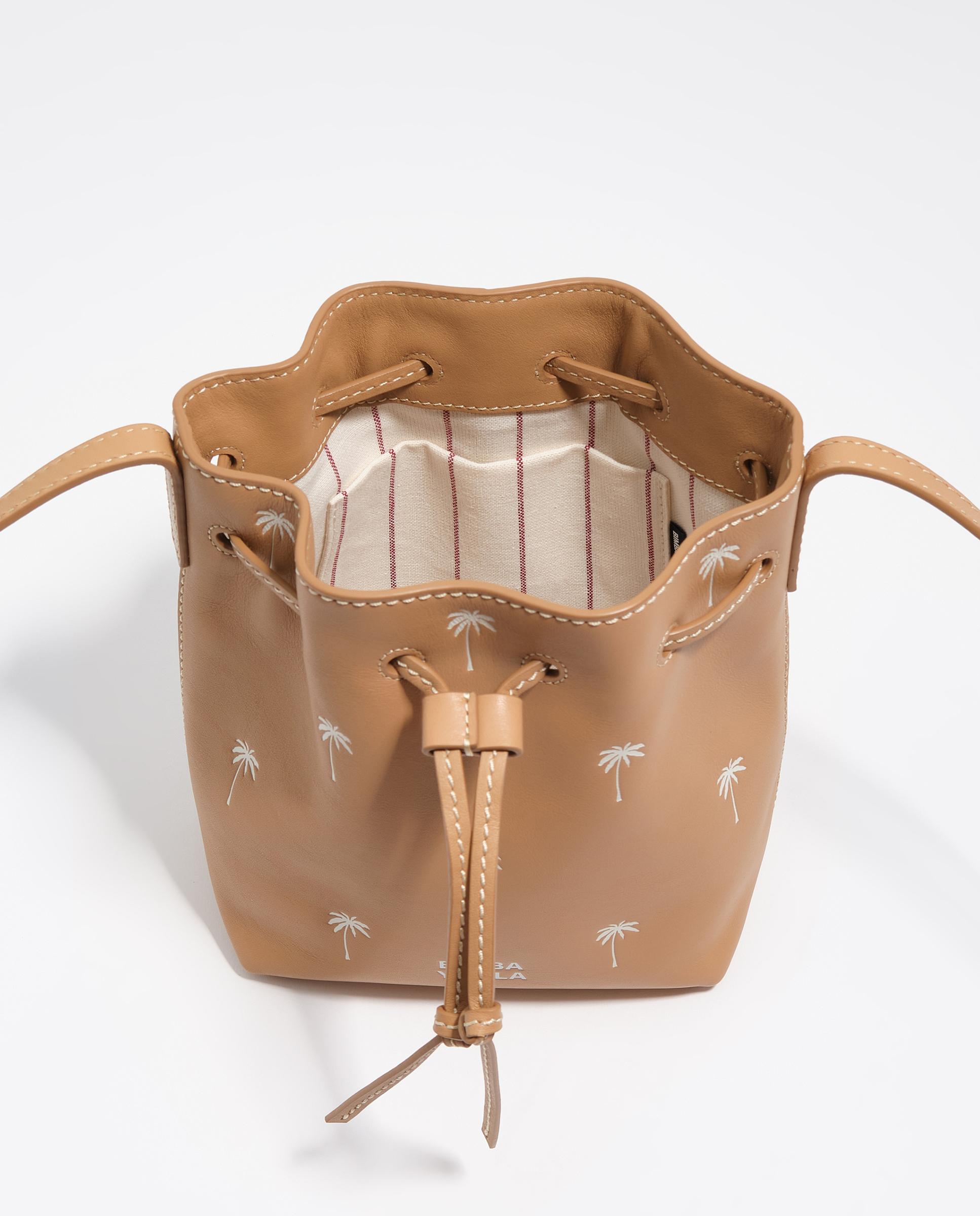 Mala de Ombro Bucket Pequena de Pele Castanho-claro-4