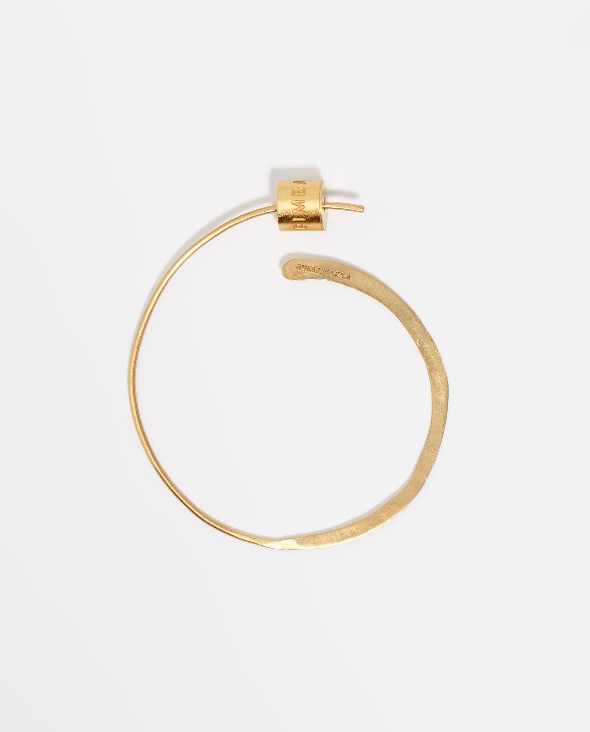 Brincos de Aro Pequeno com Textura em Dourado Envelhecido Dourado-3