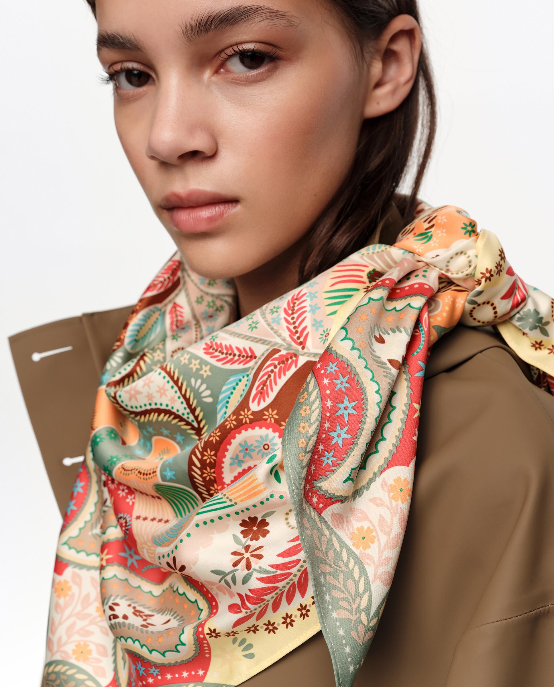 Écharpe com Estampado Paisley Caleidoscópio Amarelo-2