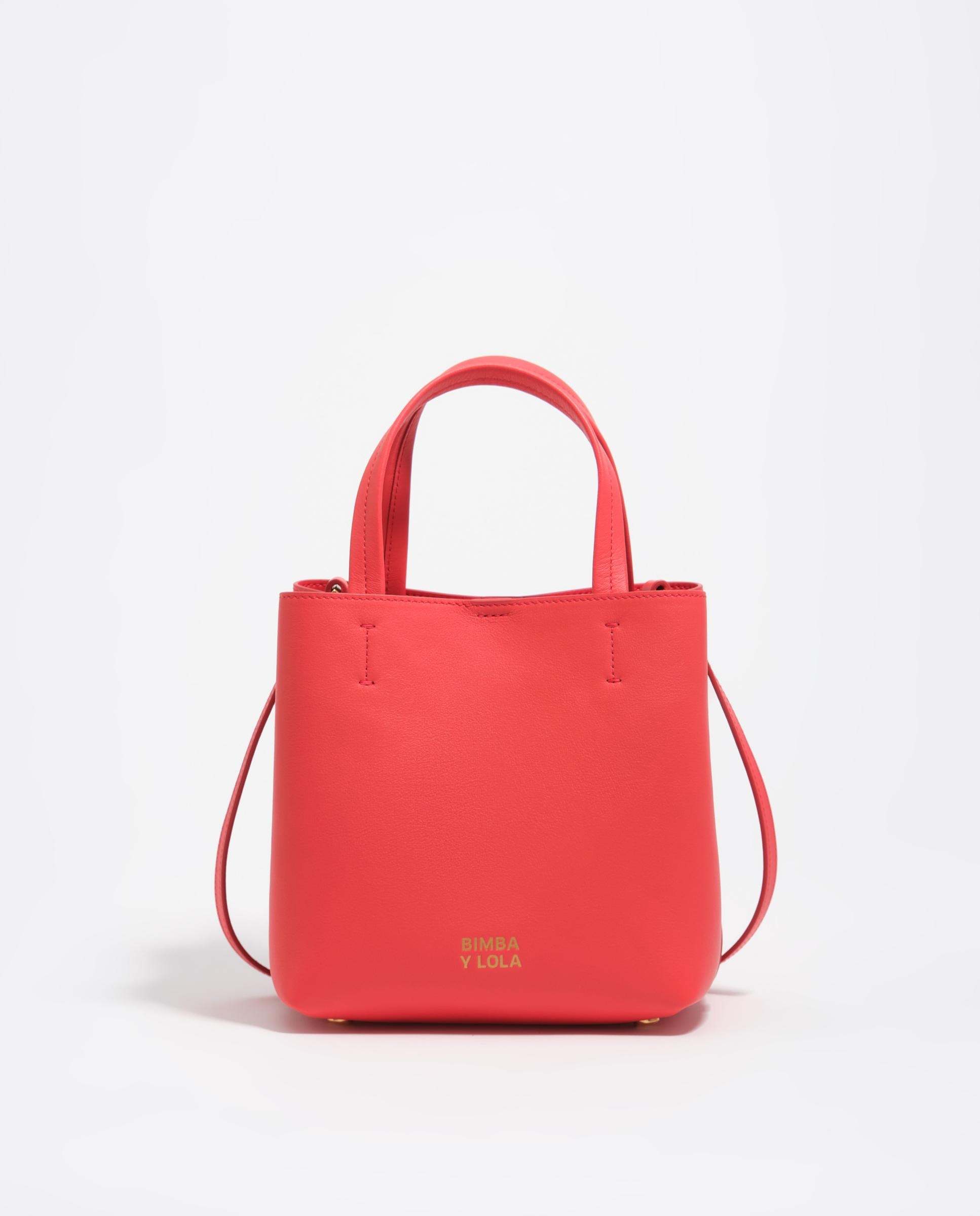 Imagem 0 de Mala de Ombro em Pele com Alça a Tiracolo