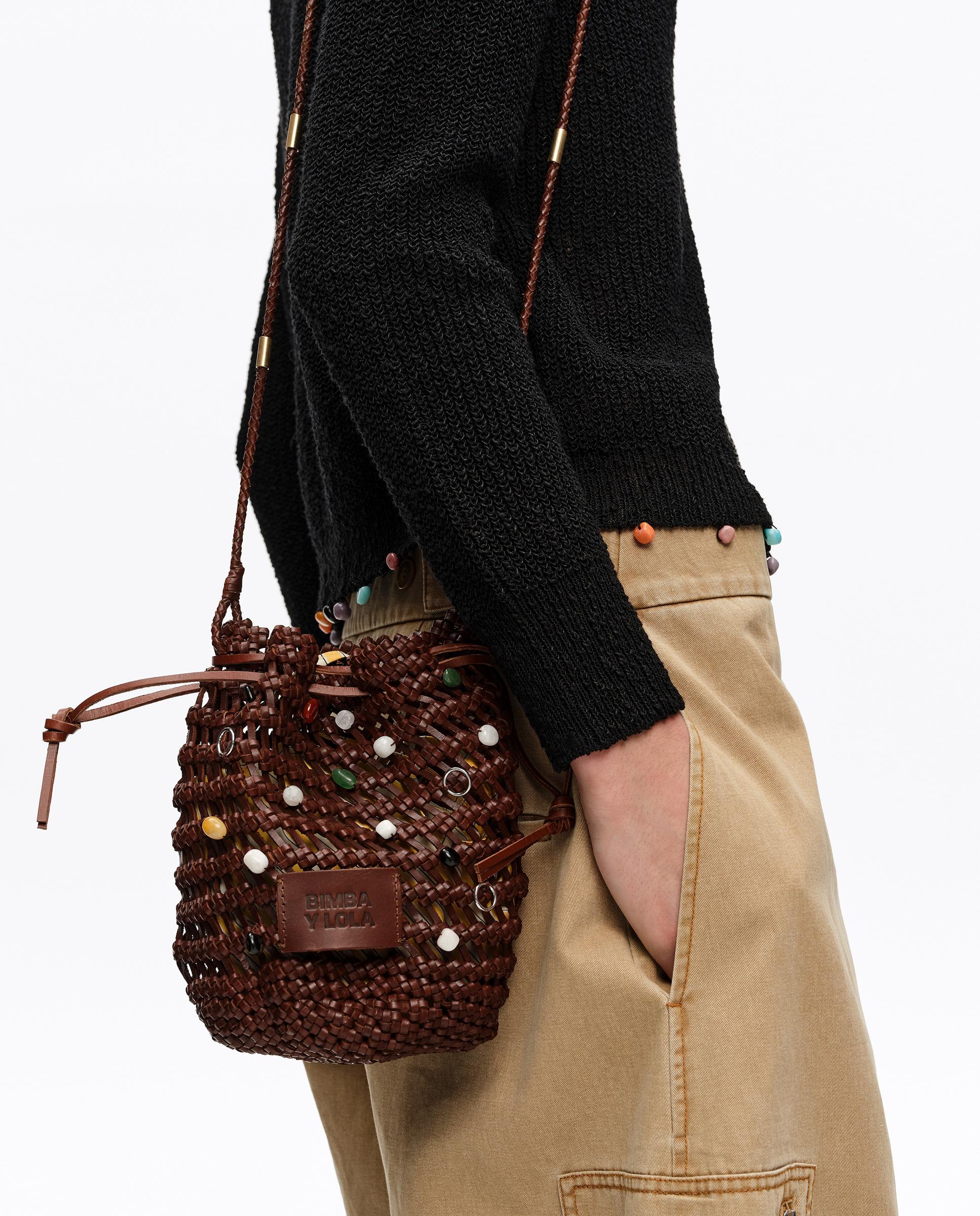 Minibolsa Entrançada Pele Noz-3