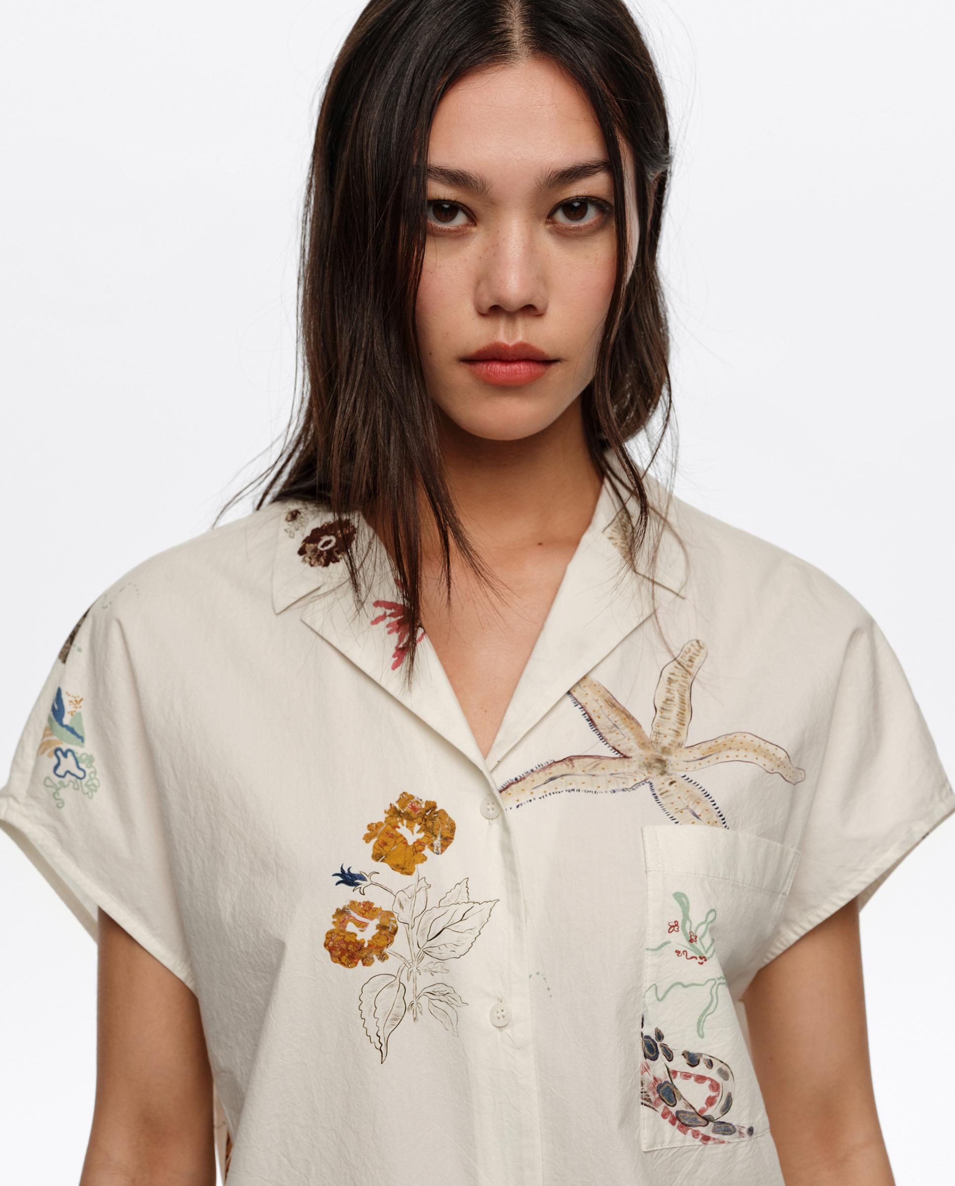 Camisa em Algodão 100% com Estampados Cru-2