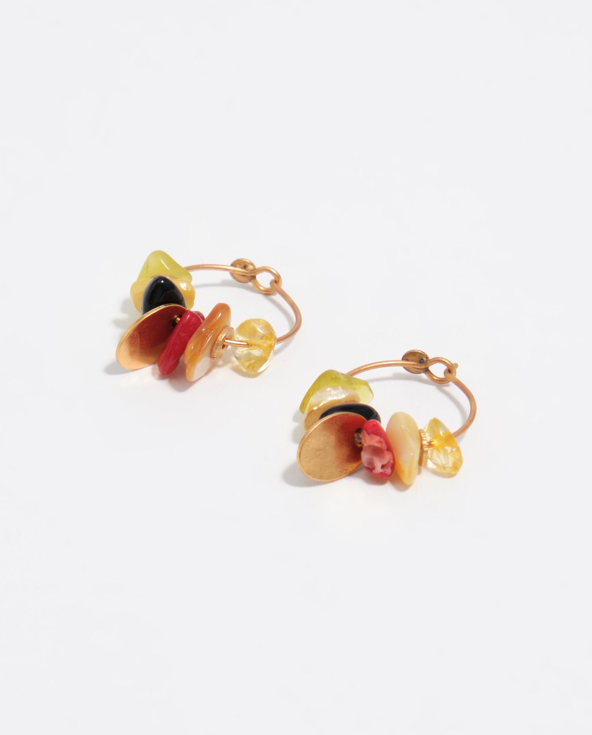 Brincos de Aro com Pedras e Metal com Textura Dourado-3