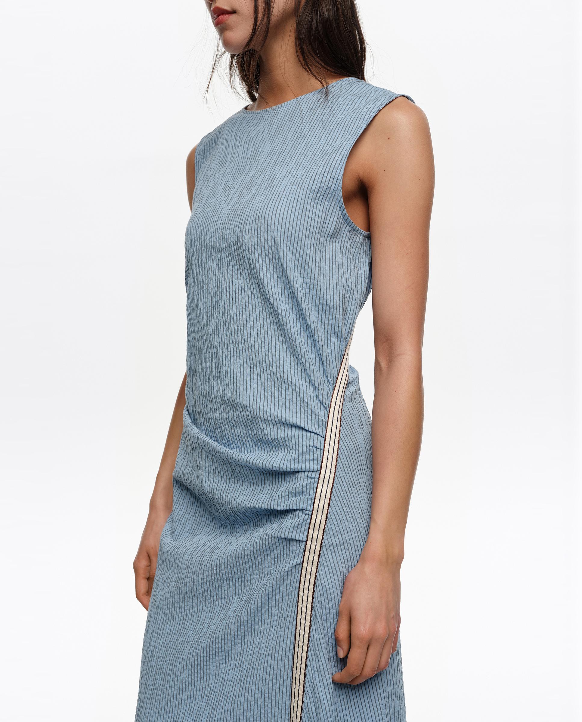 Vestido Comprido com Cavas e Tira Sobreposta Às Riscas Azul-claro-2