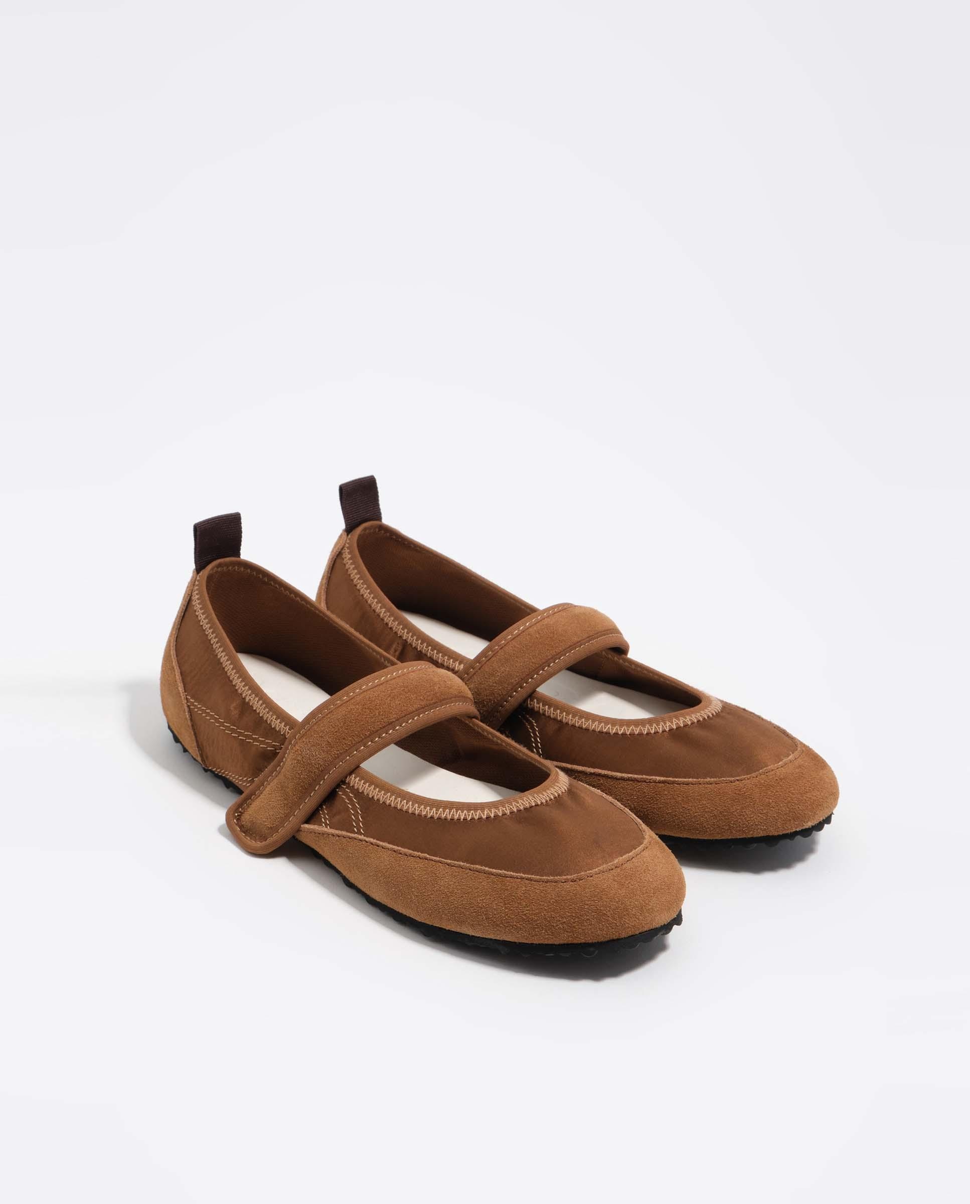 Sabrinas Desportivas com Velcro Torrado-3