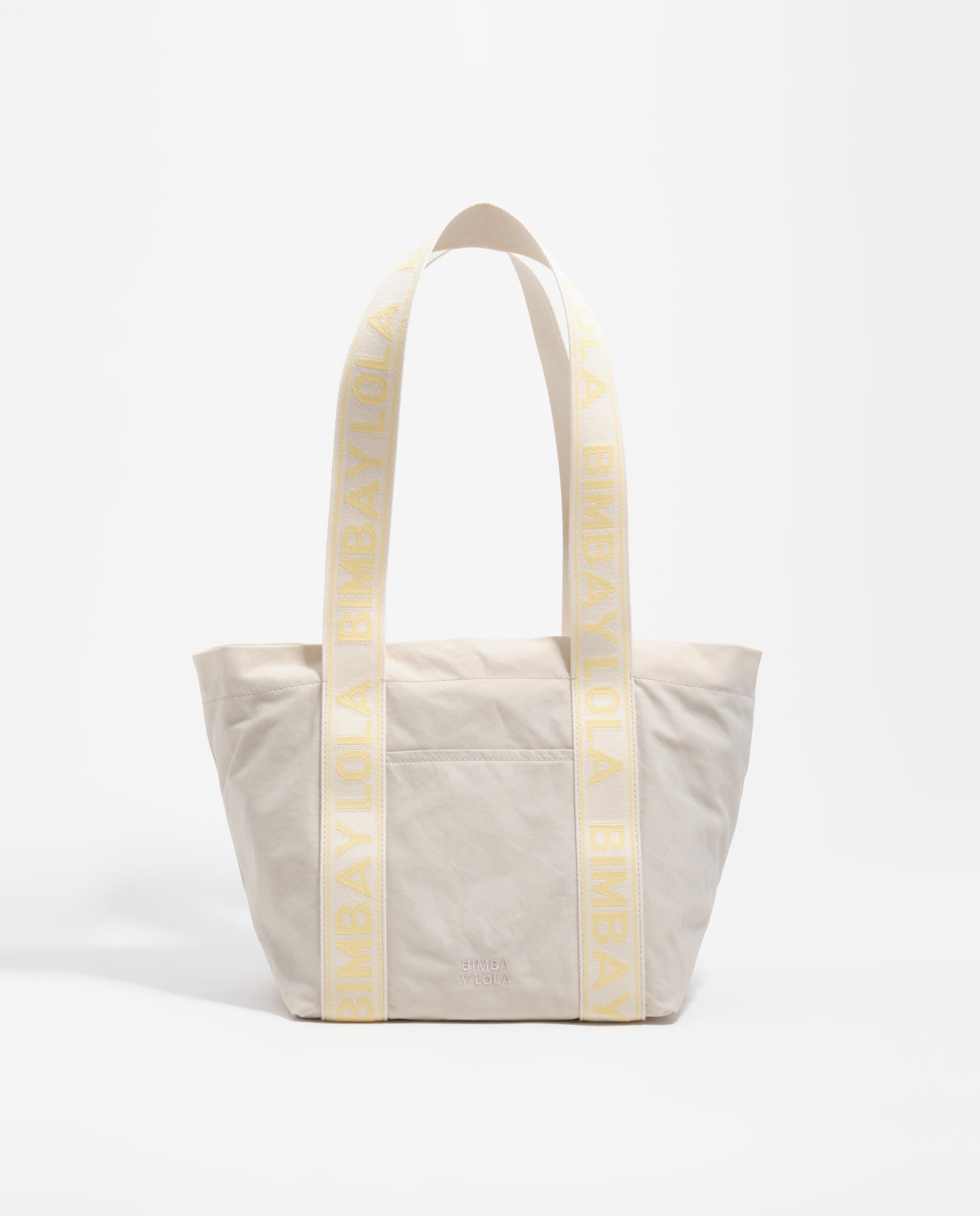 Imagem 0 de Mala de Ombro Média com Logo Multiposições