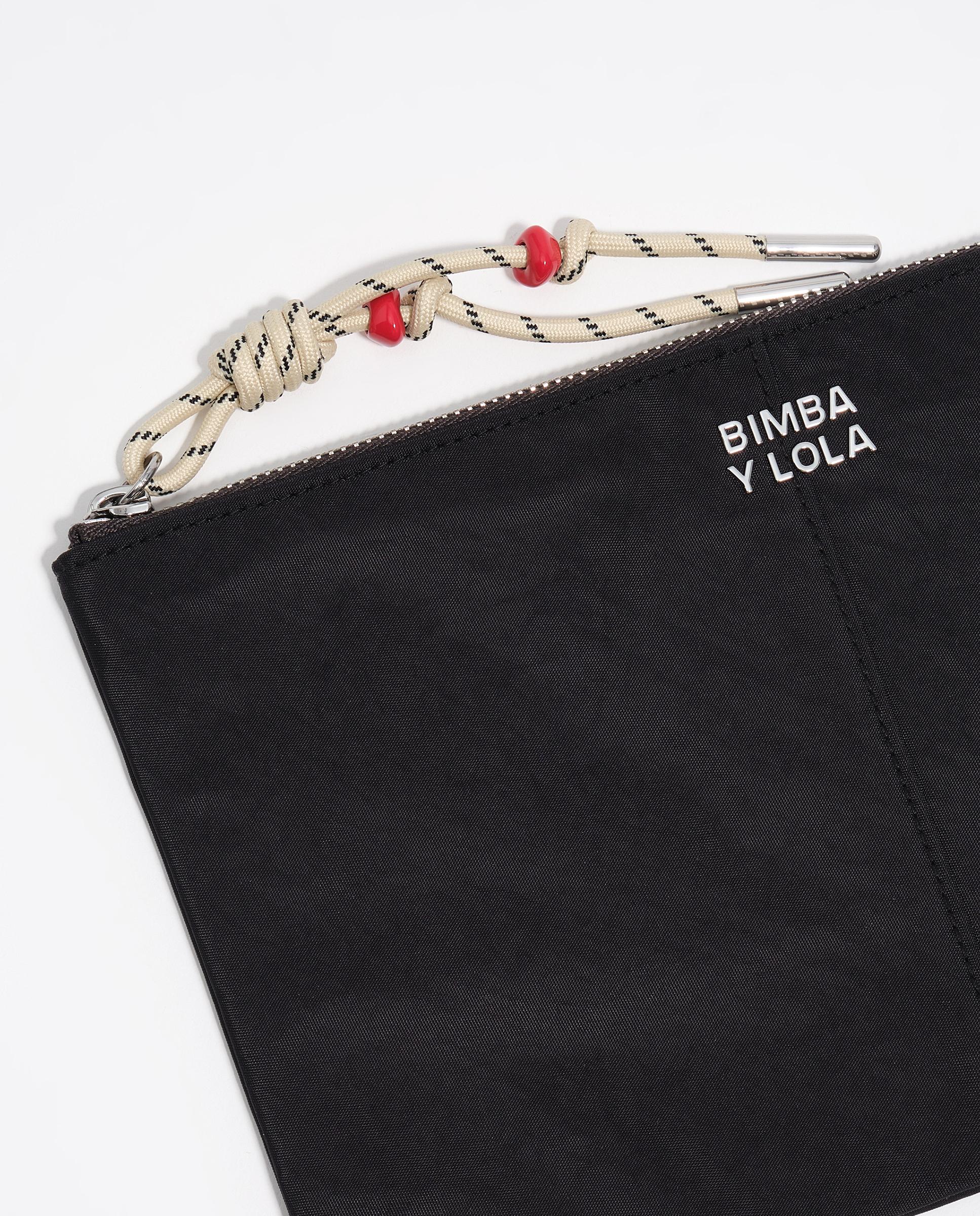 Necessaire de Nylon com Fecho Zip Preto-2